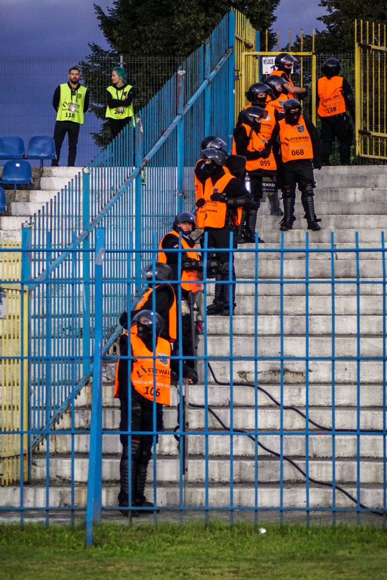 Ruch Chorzow – Gornik Zabrze: Poolse Hooligans creëren bizarre avond