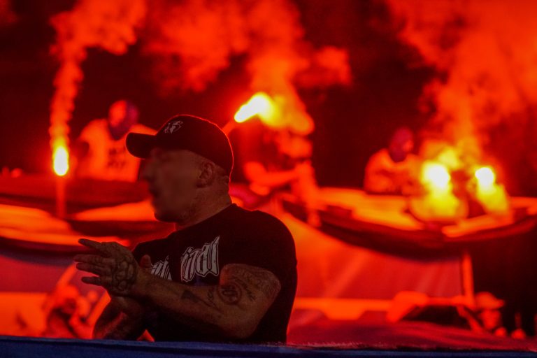 Ruch Chorzow – Gornik Zabrze: Poolse Hooligans creëren bizarre avond