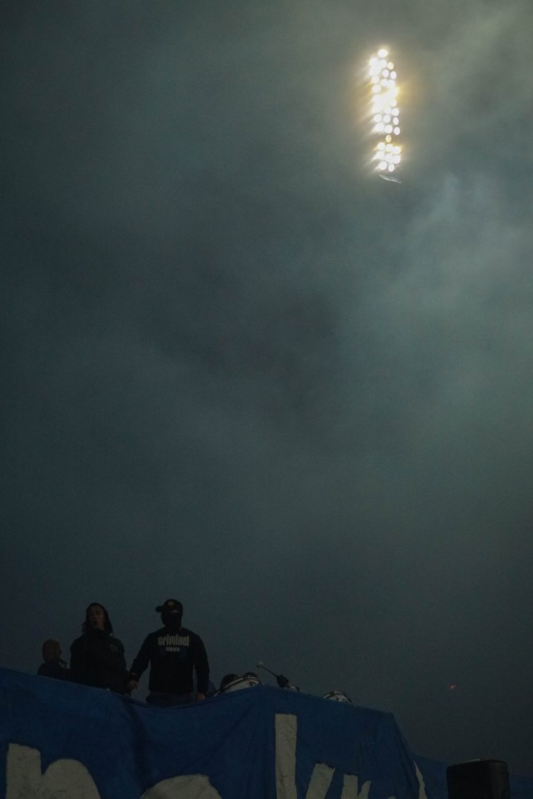 Ruch Chorzow – Gornik Zabrze: Poolse Hooligans creëren bizarre avond