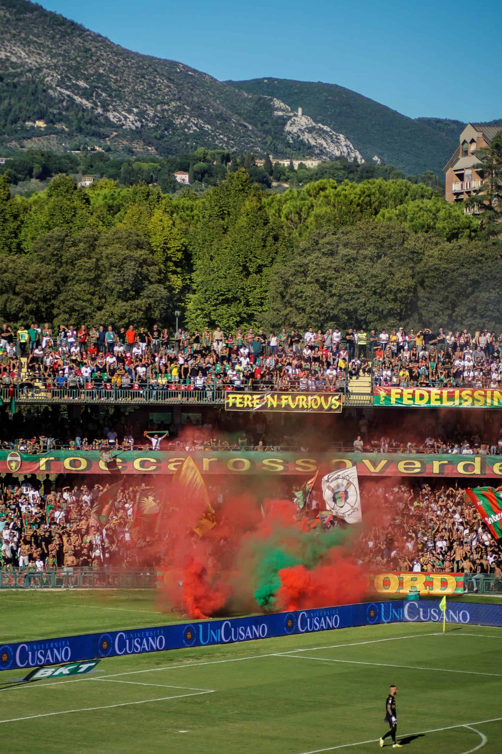 Tussen staal en schilders; de Derby dell’Umbria tussen Ternana en Perugia
