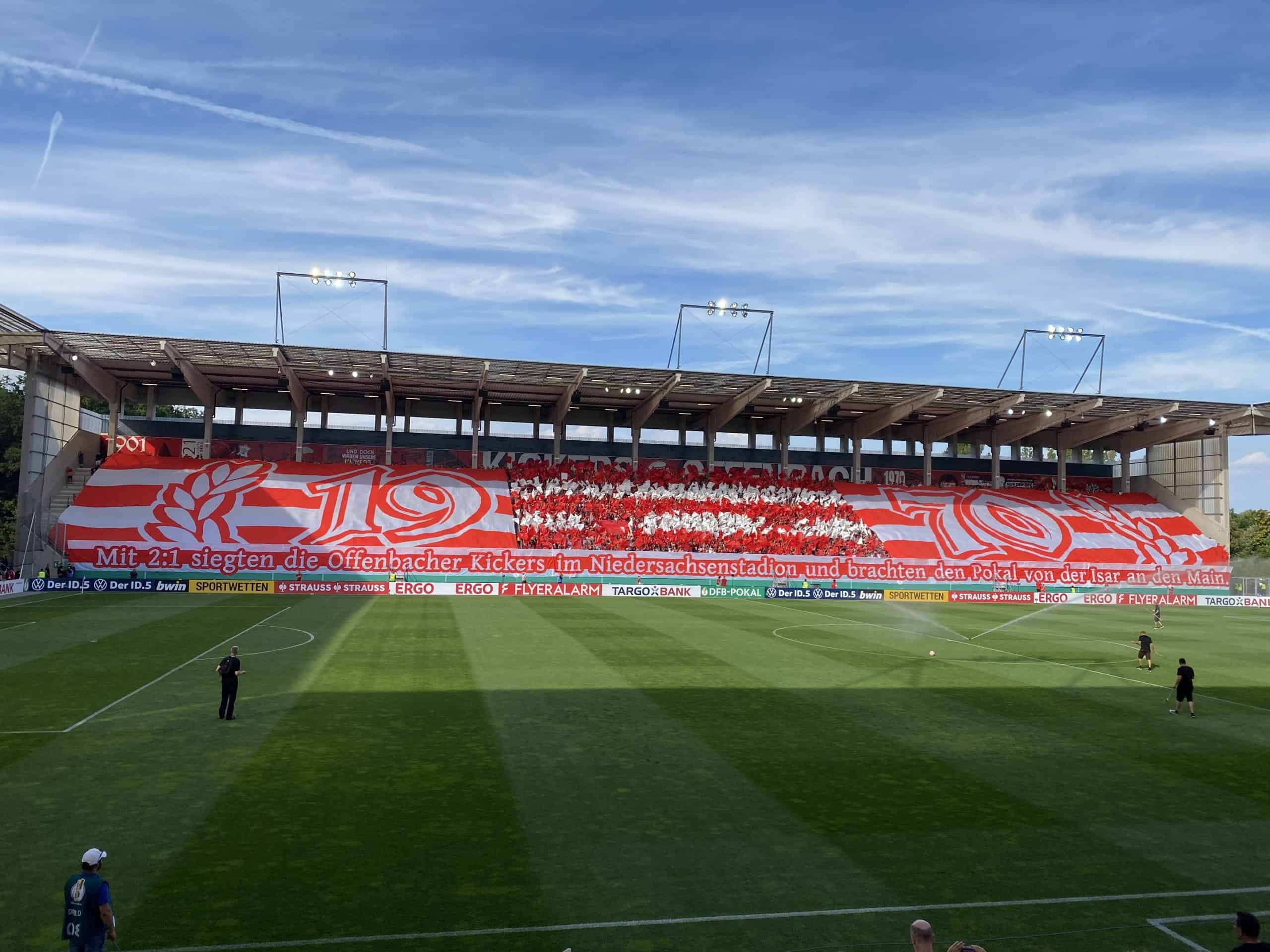 DFB-Pokal trip: Choreo en pyro in Offenbach am Main