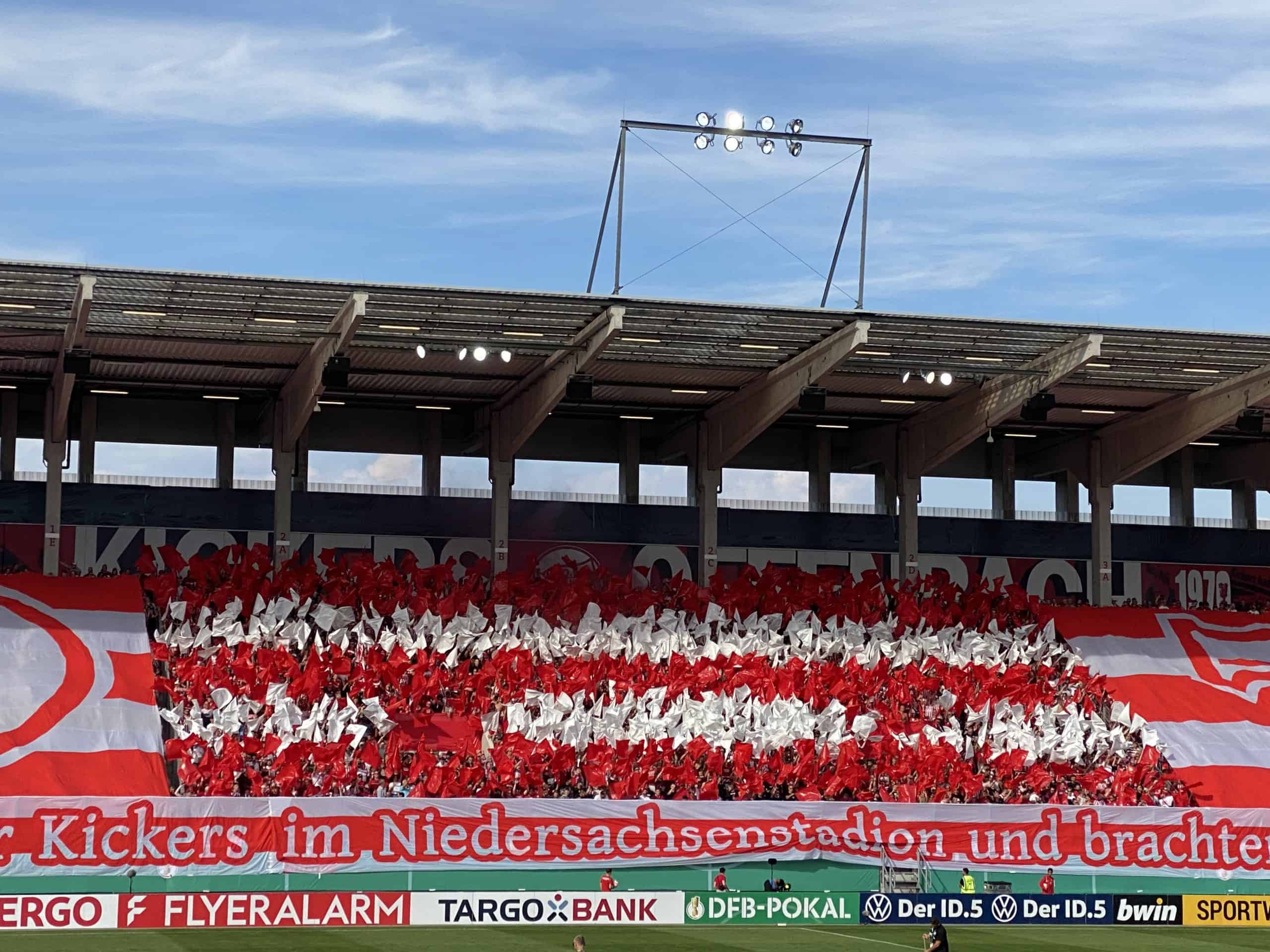 DFB-Pokal trip: Choreo en pyro in Offenbach am Main