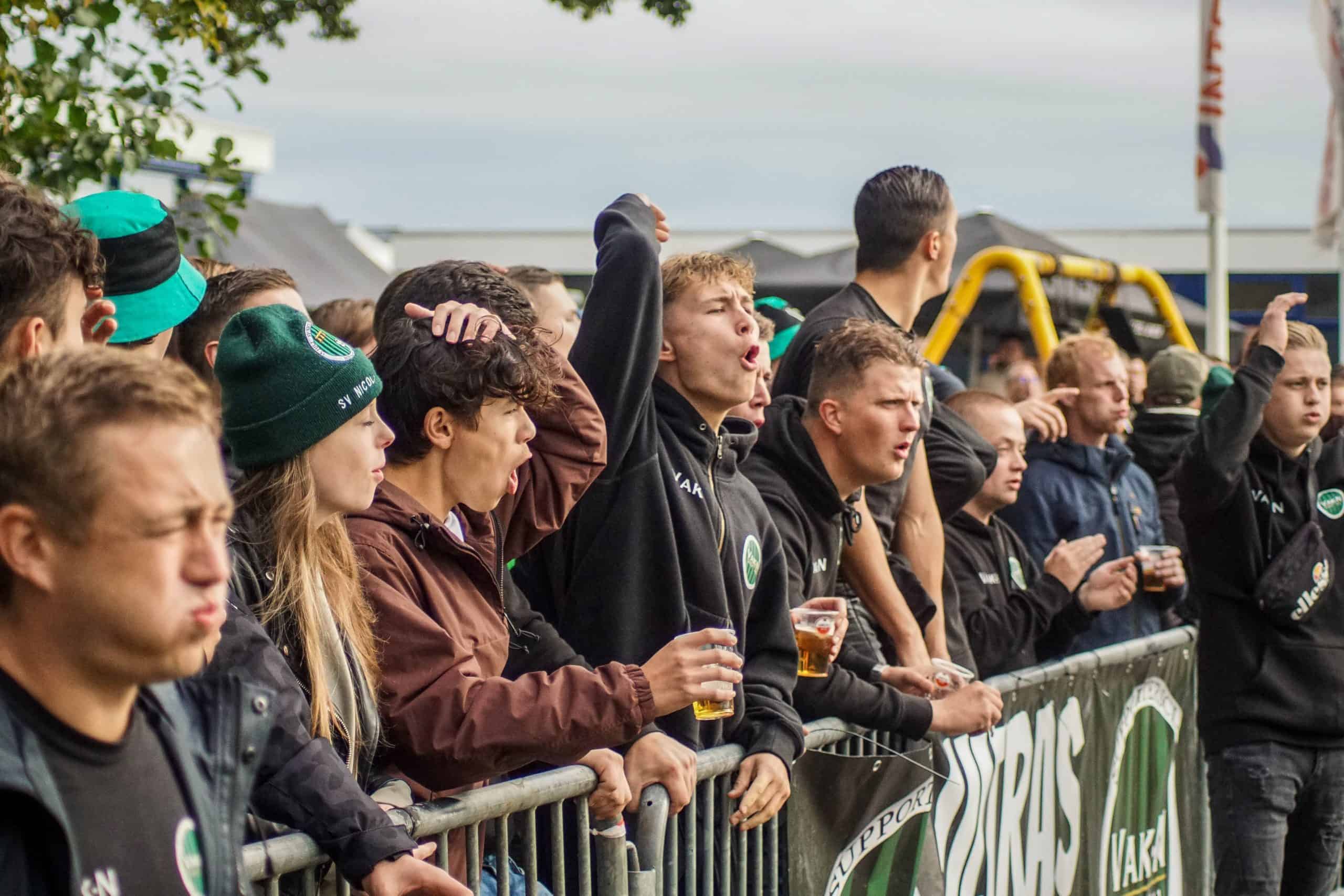Vak-N maakt er weer een heerlijk zooitje van bij derby tegen Zevenhoven