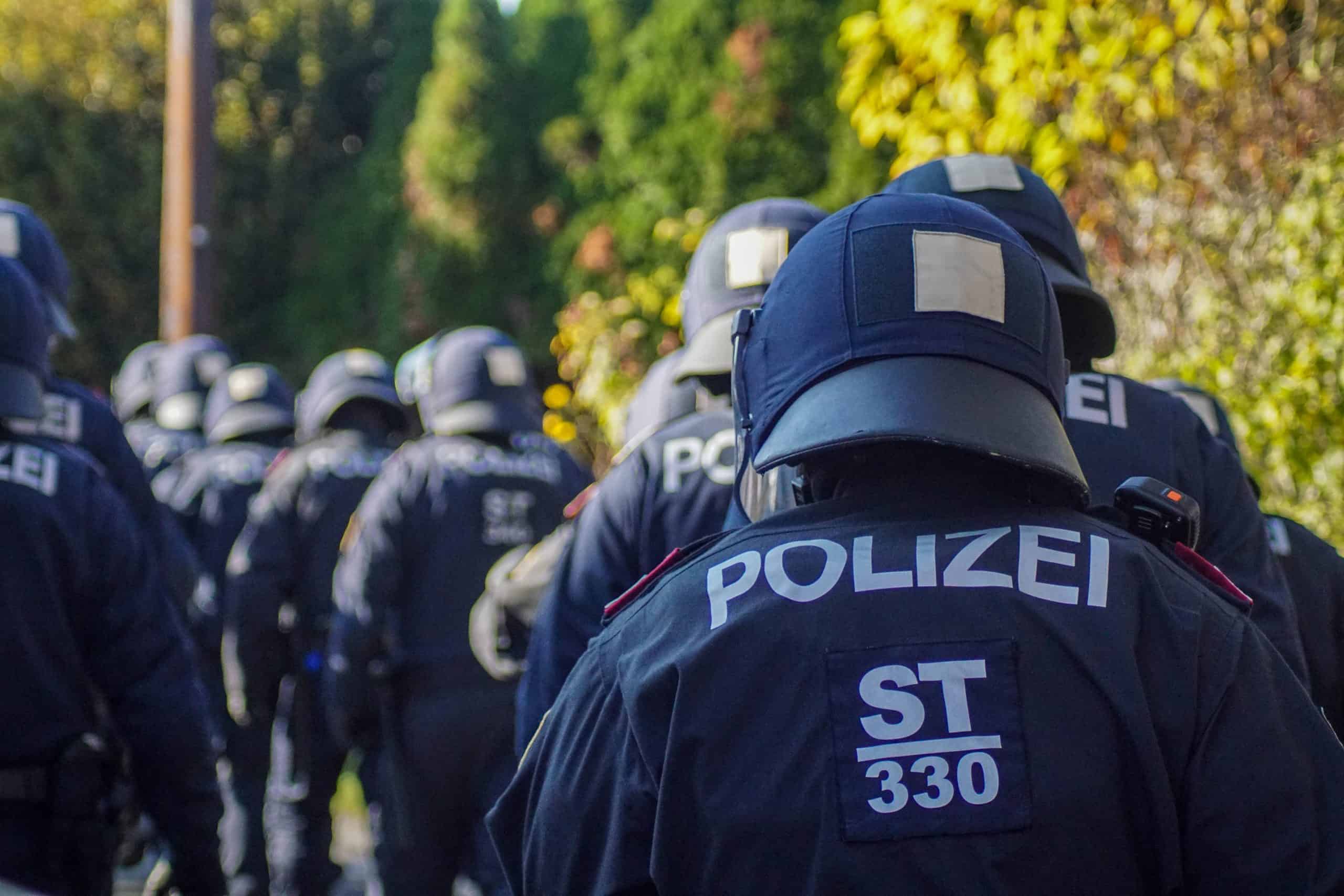 Corteos, tifos & fakkels; na 15 jaar is de Graz derby terug!