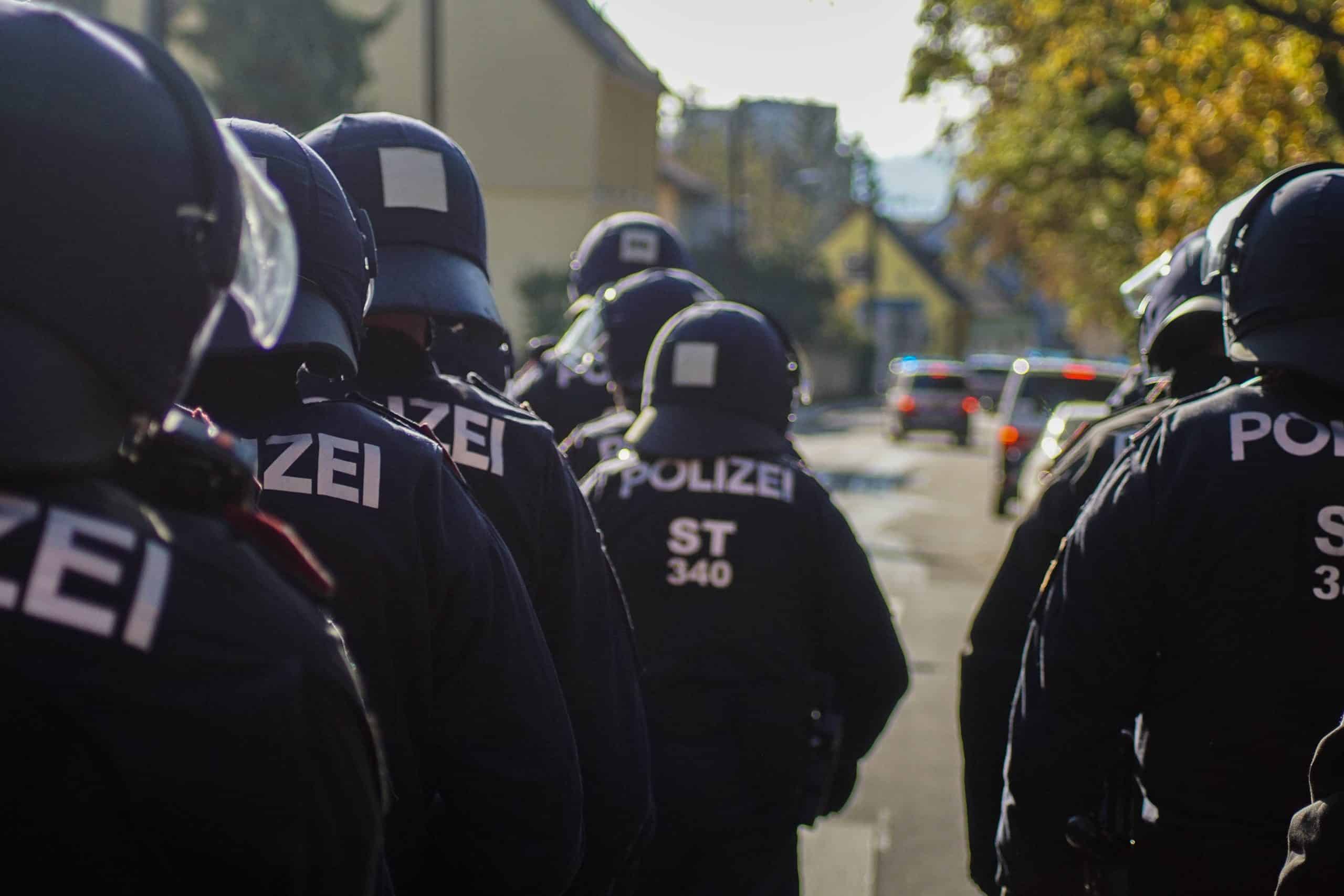 Corteos, tifos & fakkels; na 15 jaar is de Graz derby terug!