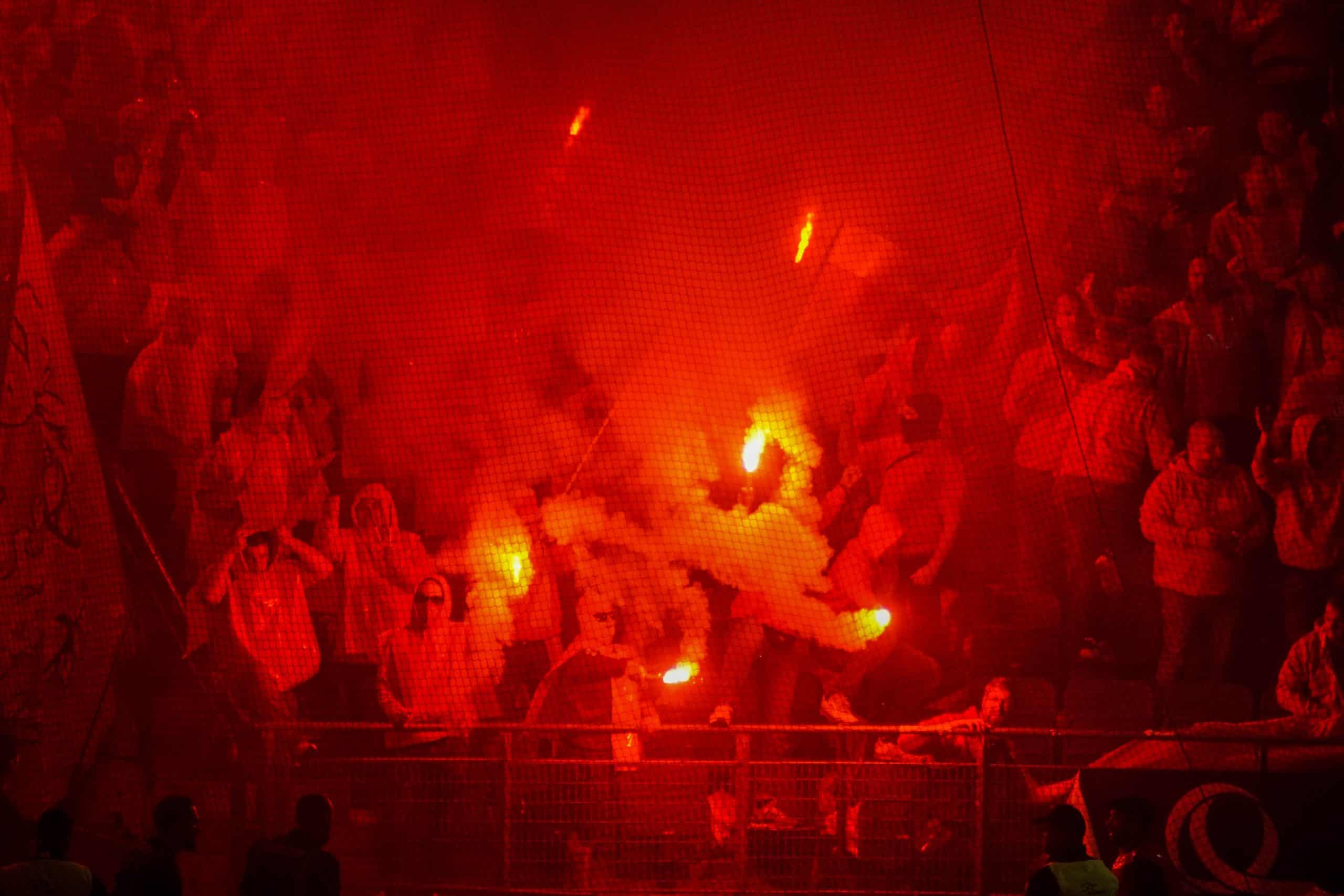 Corteos, tifos & fakkels; na 15 jaar is de Graz derby terug!