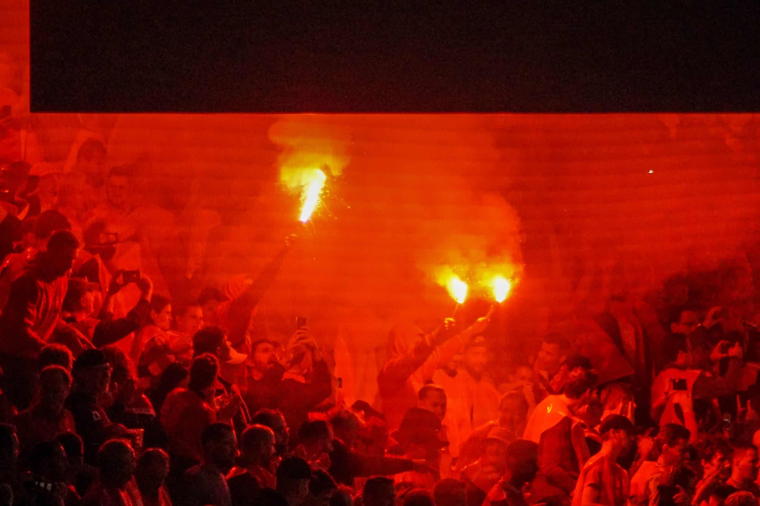 Corteos, tifos & fakkels; na 15 jaar is de Graz derby terug!