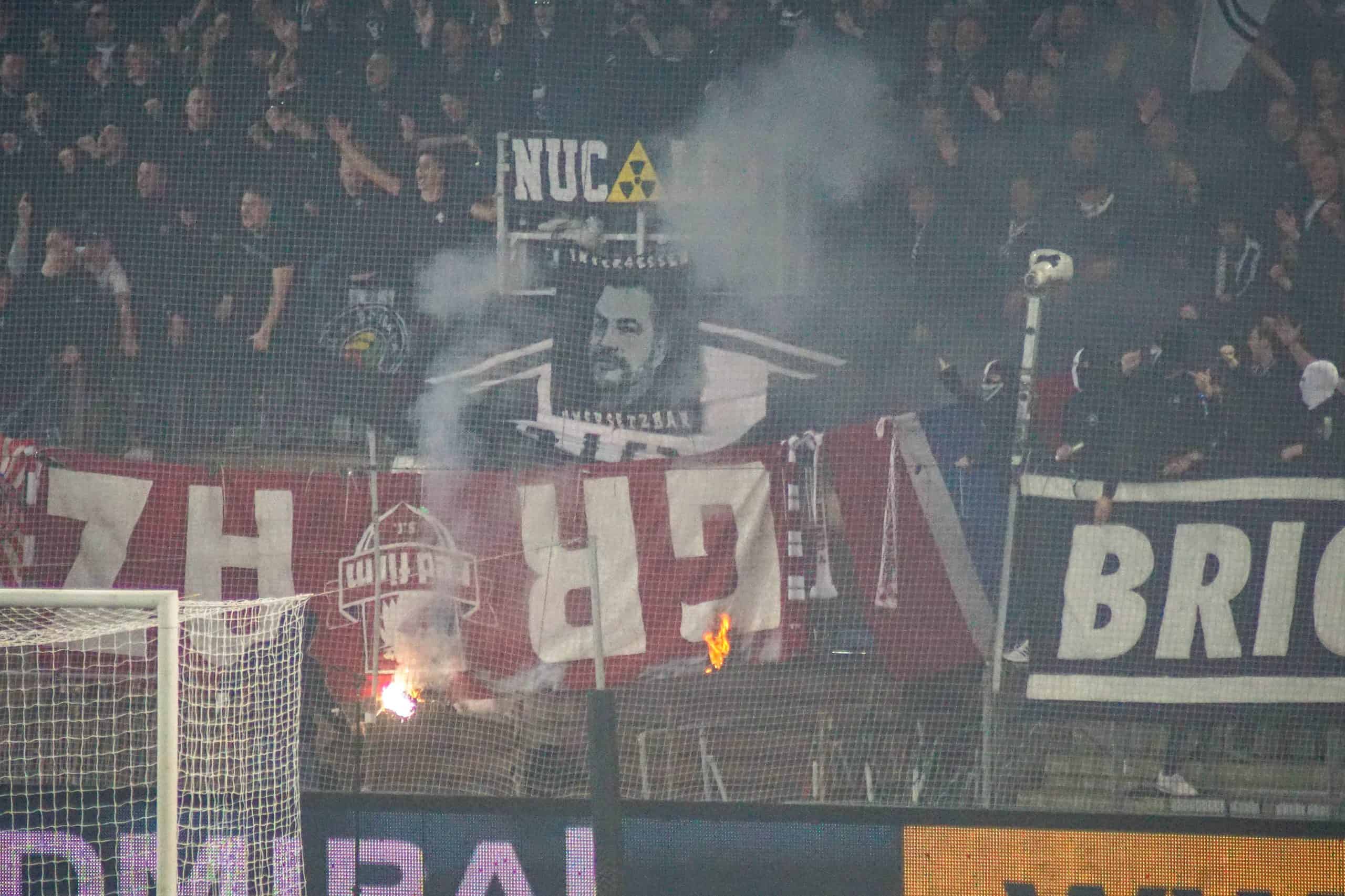 Corteos, tifos & fakkels; na 15 jaar is de Graz derby terug!