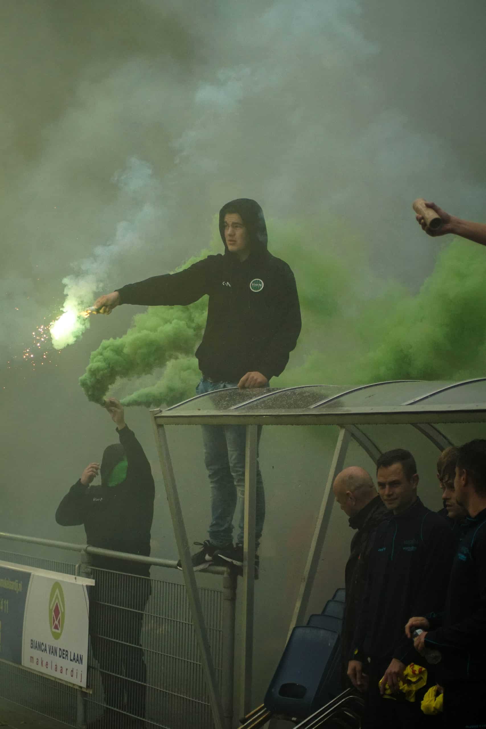 Vak-N maakt er weer een heerlijk zooitje van bij derby tegen Zevenhoven