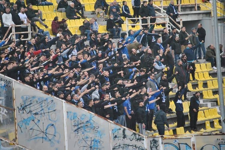 Paok thessaloniki: De voetbalstad: Thessaloniki