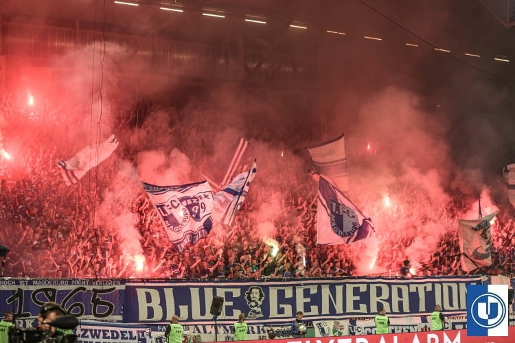 DFB-Pokal trip: Ongekende pyro show in Oost-Duitsland