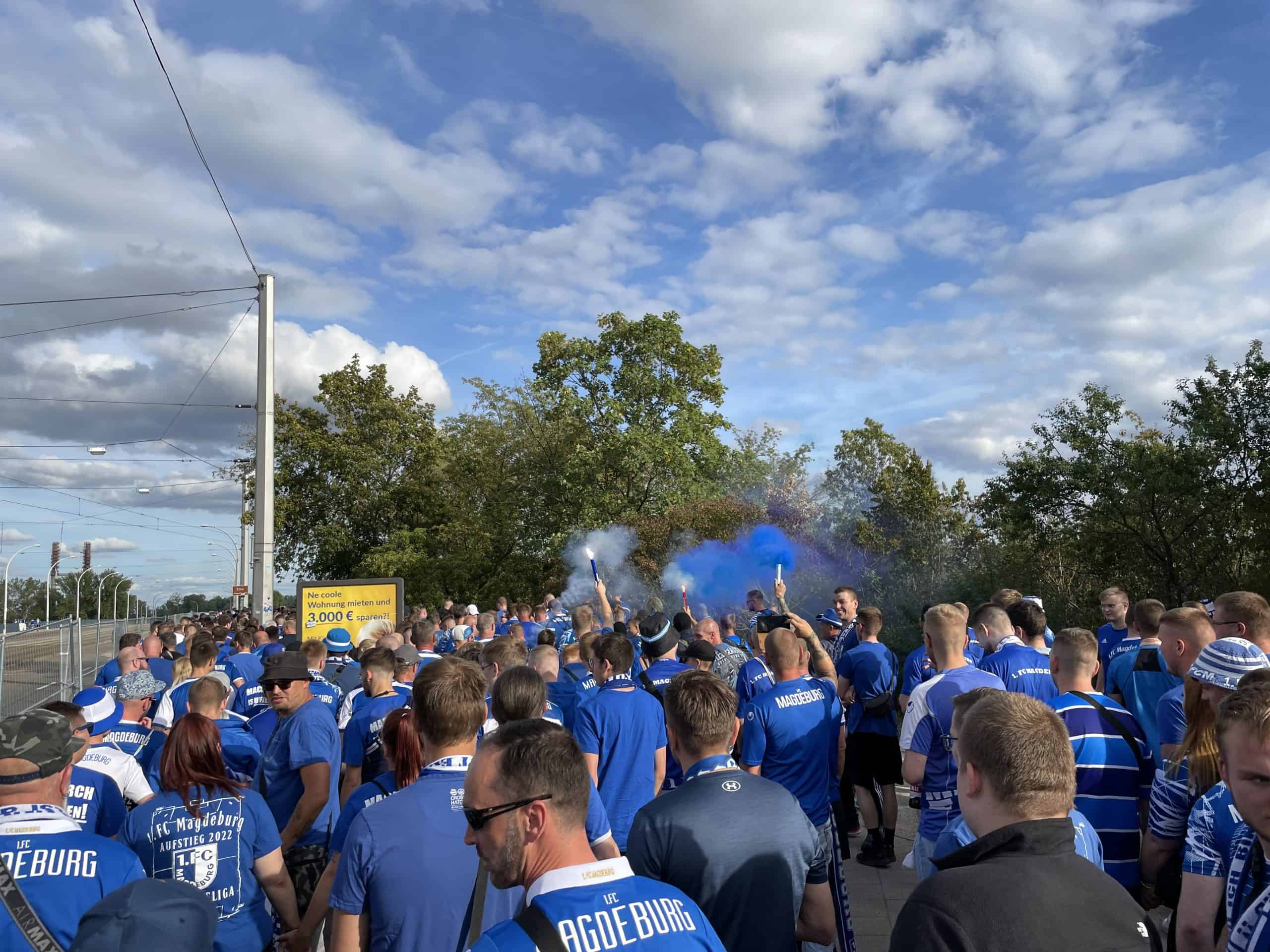 DFB-Pokal trip: Ongekende pyro show in Oost-Duitsland