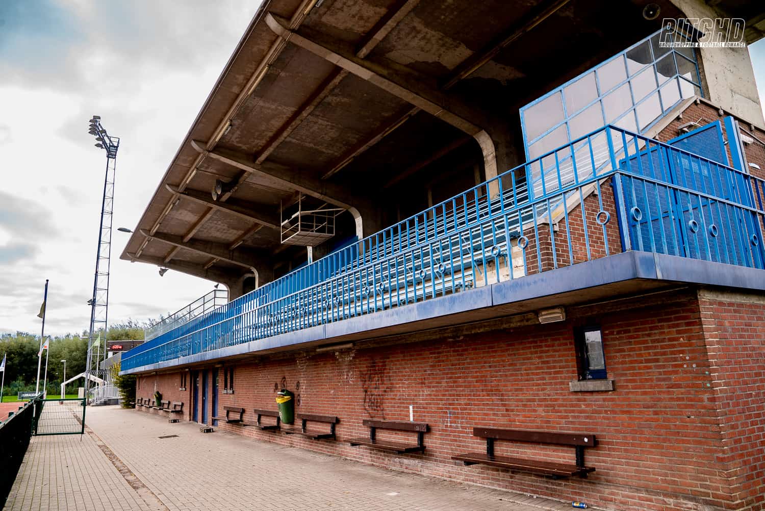 Tongeren Motten LR 6 van 25