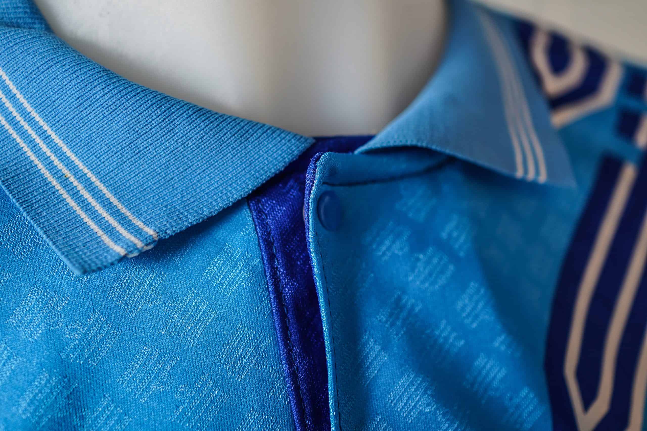 De schitterende shirtjesverzameling van voetbalcommentator Martijn van Zijtveld