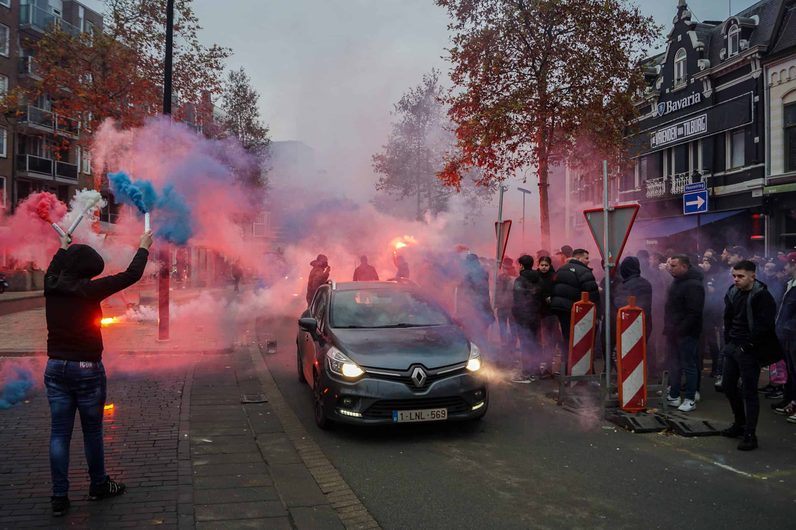 Willem II-supporters laten van zich horen bij terugkeer Brabantse derby
