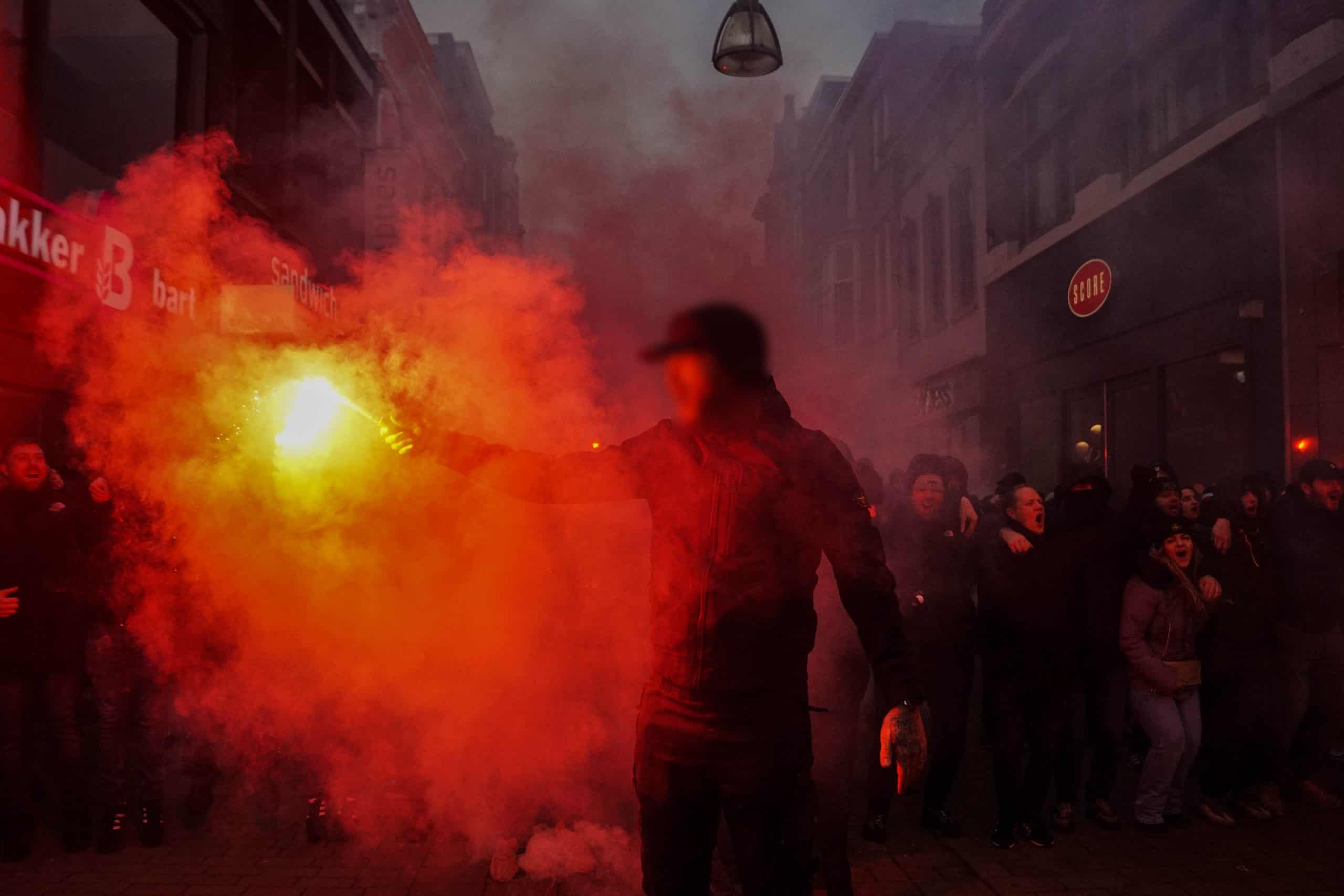 Willem II-supporters laten van zich horen bij terugkeer Brabantse derby