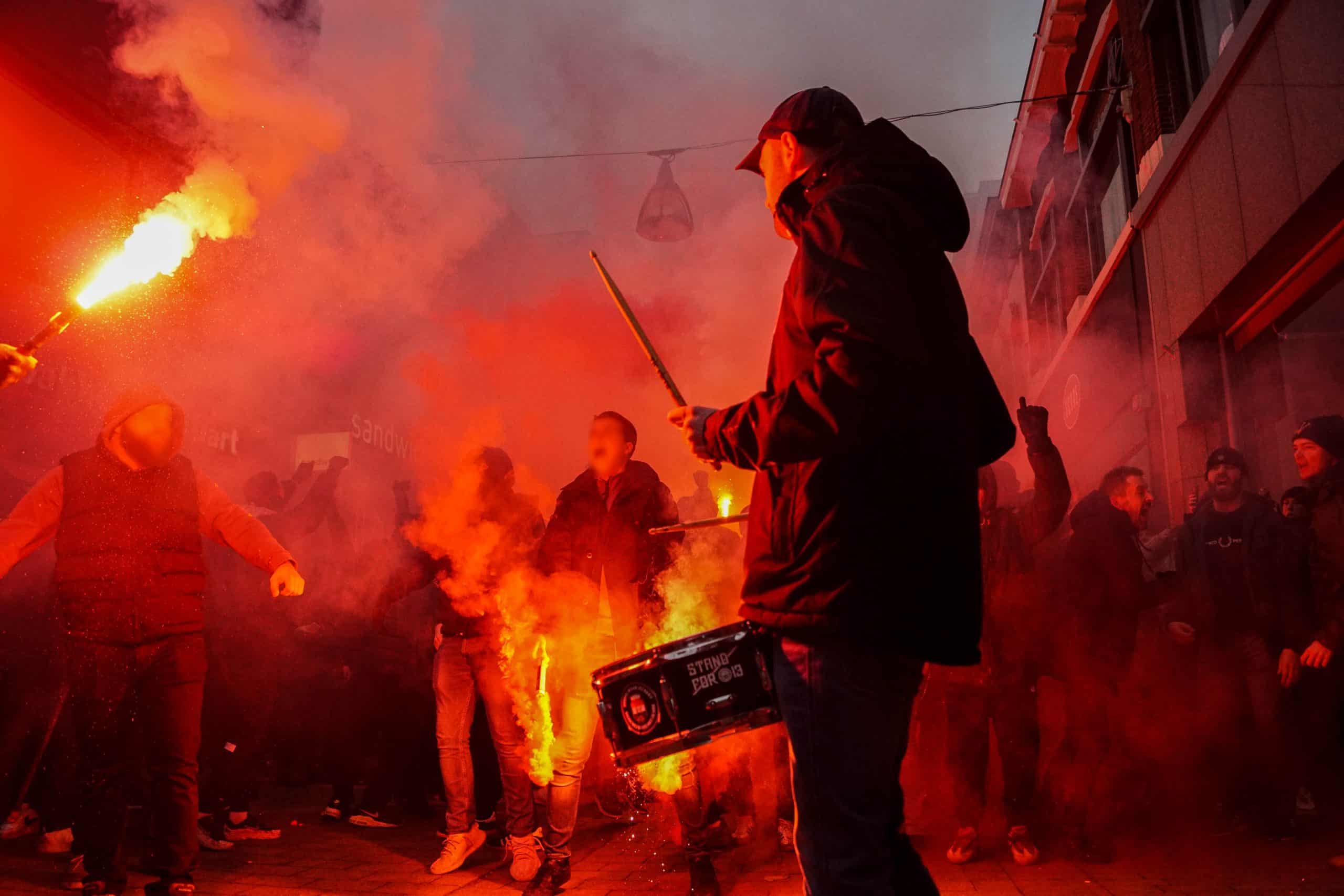 Willem II-supporters laten van zich horen bij terugkeer Brabantse derby