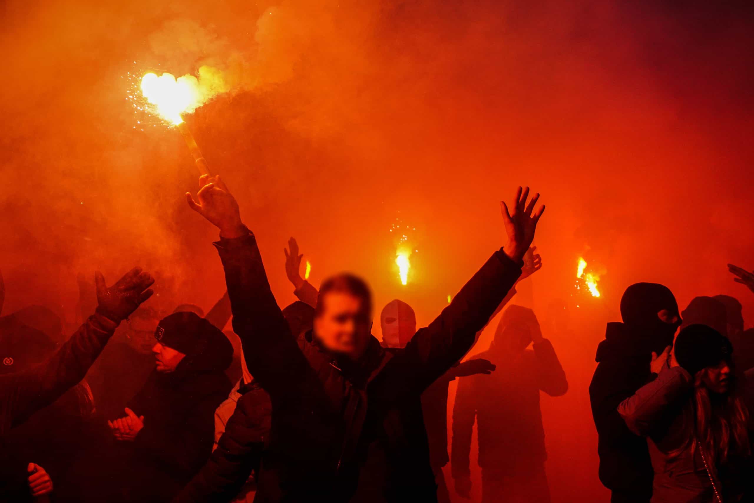 Willem II-supporters laten van zich horen bij terugkeer Brabantse derby
