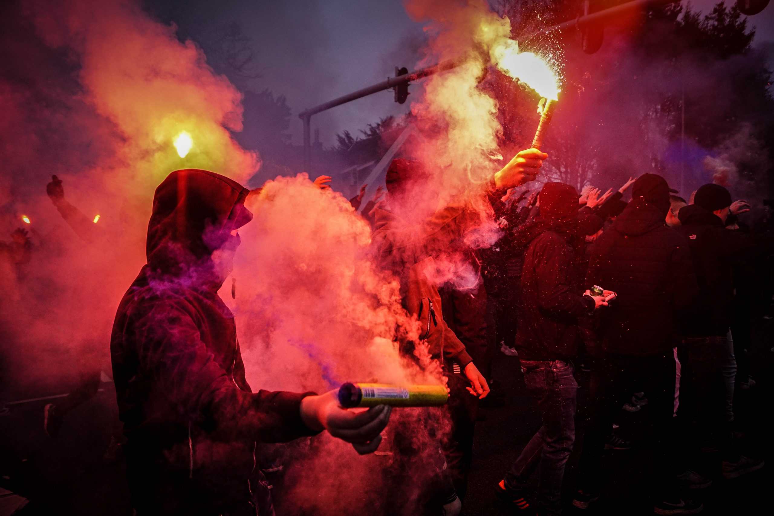 Willem II-supporters laten van zich horen bij terugkeer Brabantse derby