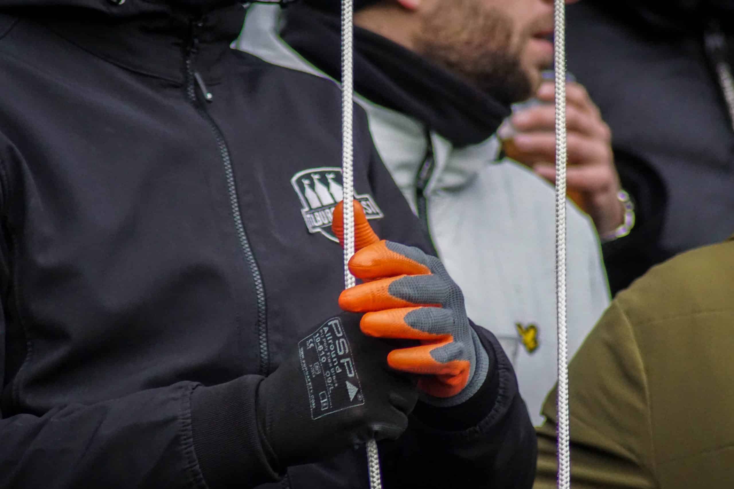 Willem II-supporters laten van zich horen bij terugkeer Brabantse derby