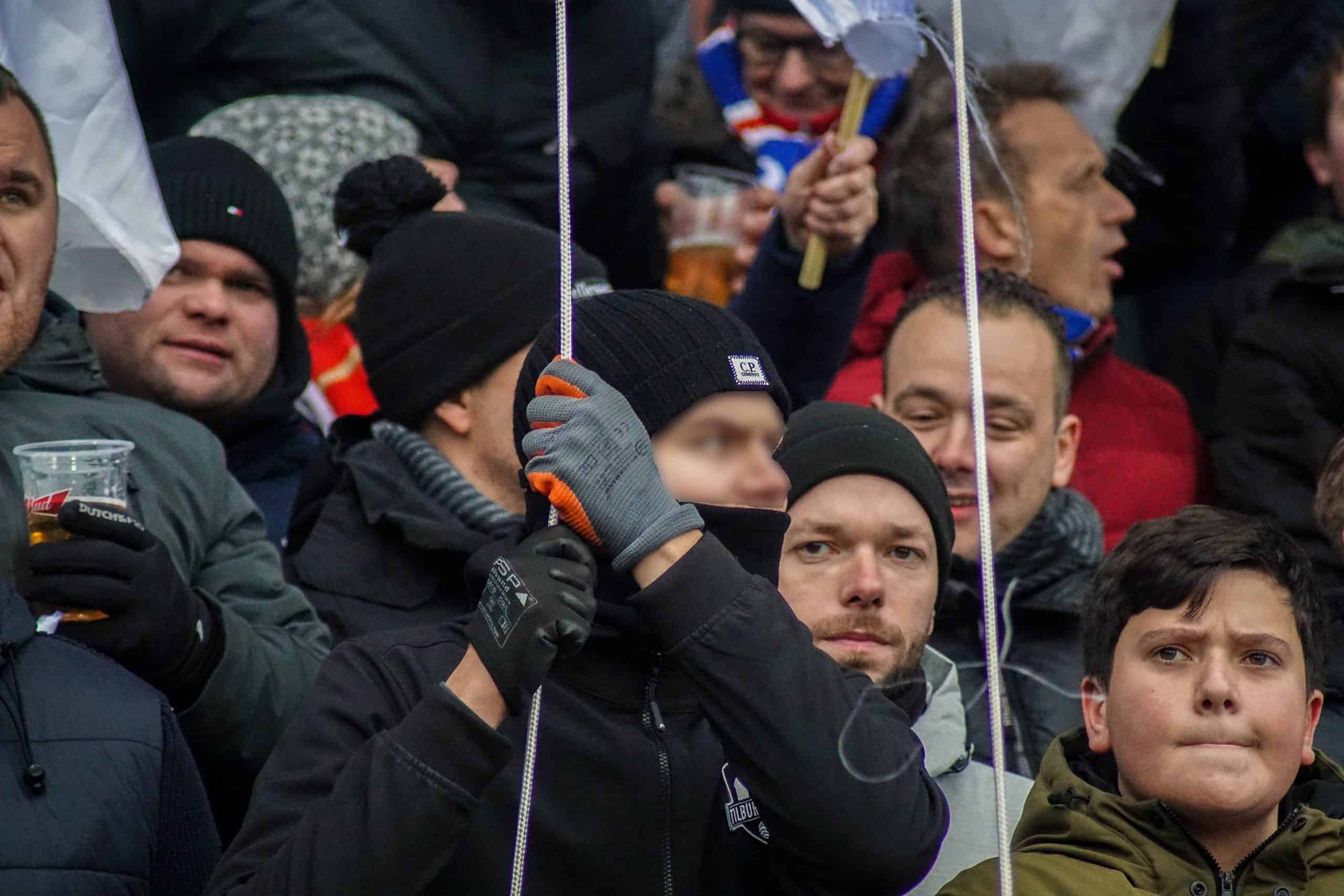 Willem II-supporters laten van zich horen bij terugkeer Brabantse derby