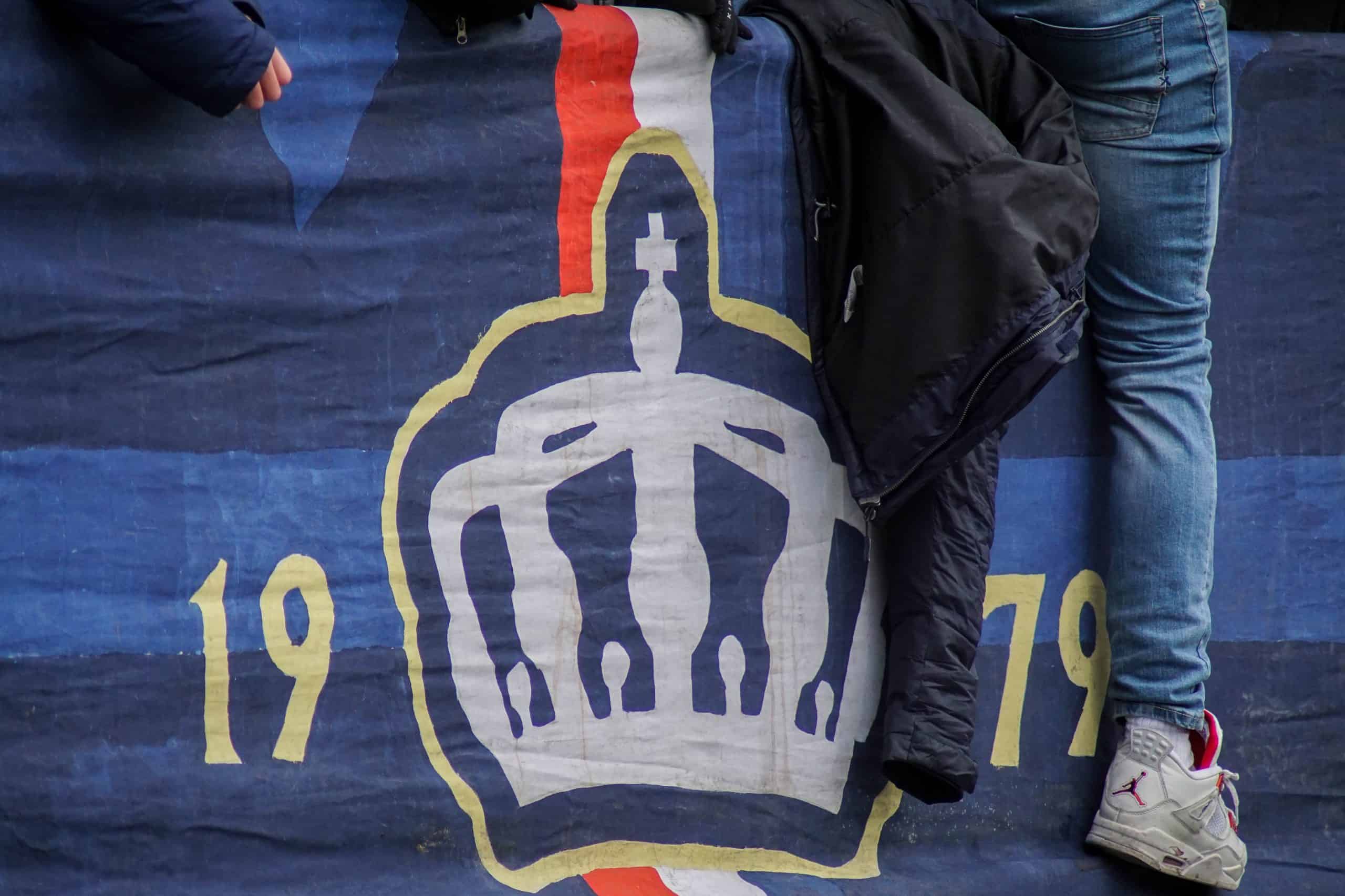Willem II-supporters laten van zich horen bij terugkeer Brabantse derby