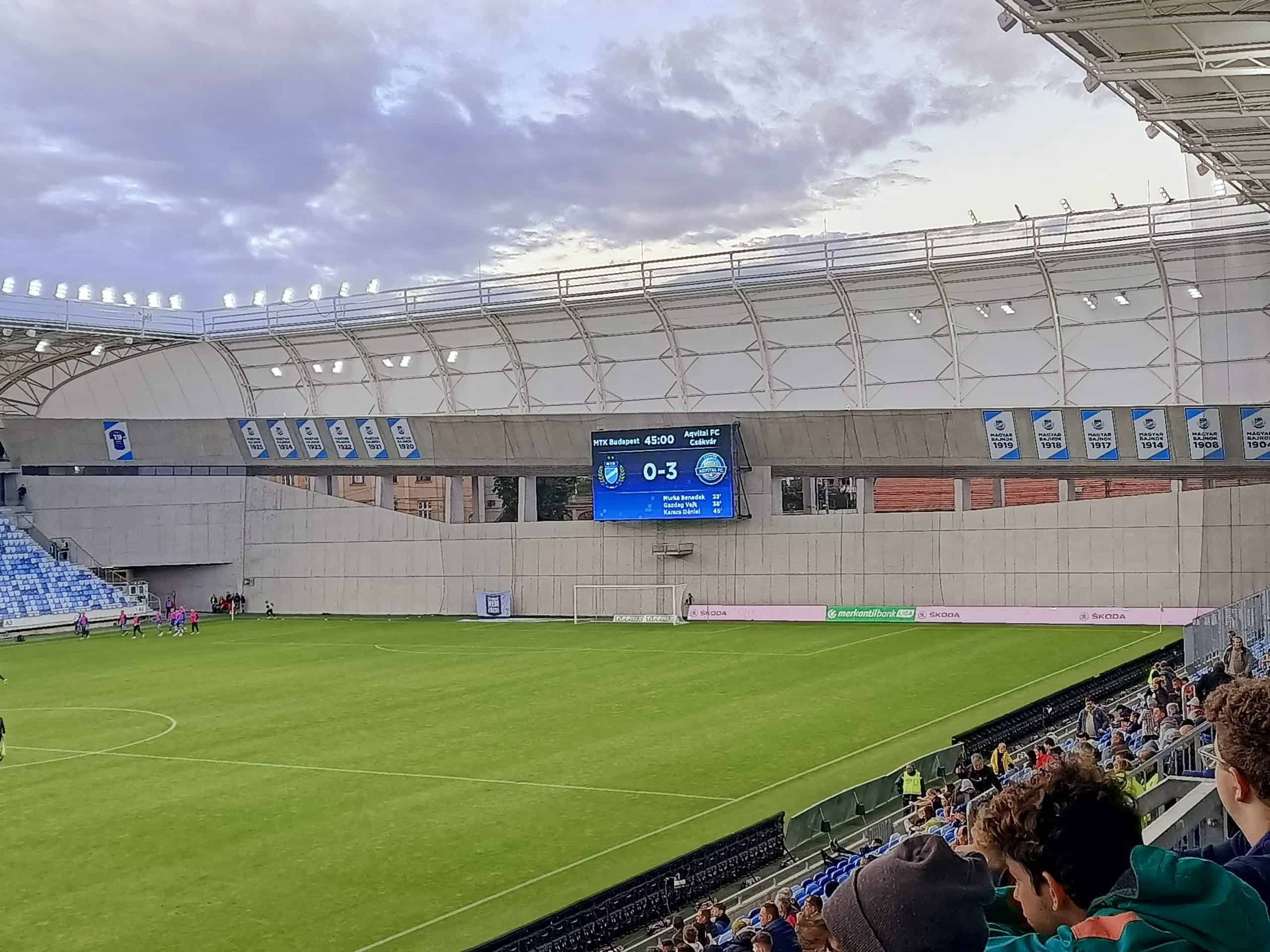 Het afschuwelijke stadion van MTK Budapest