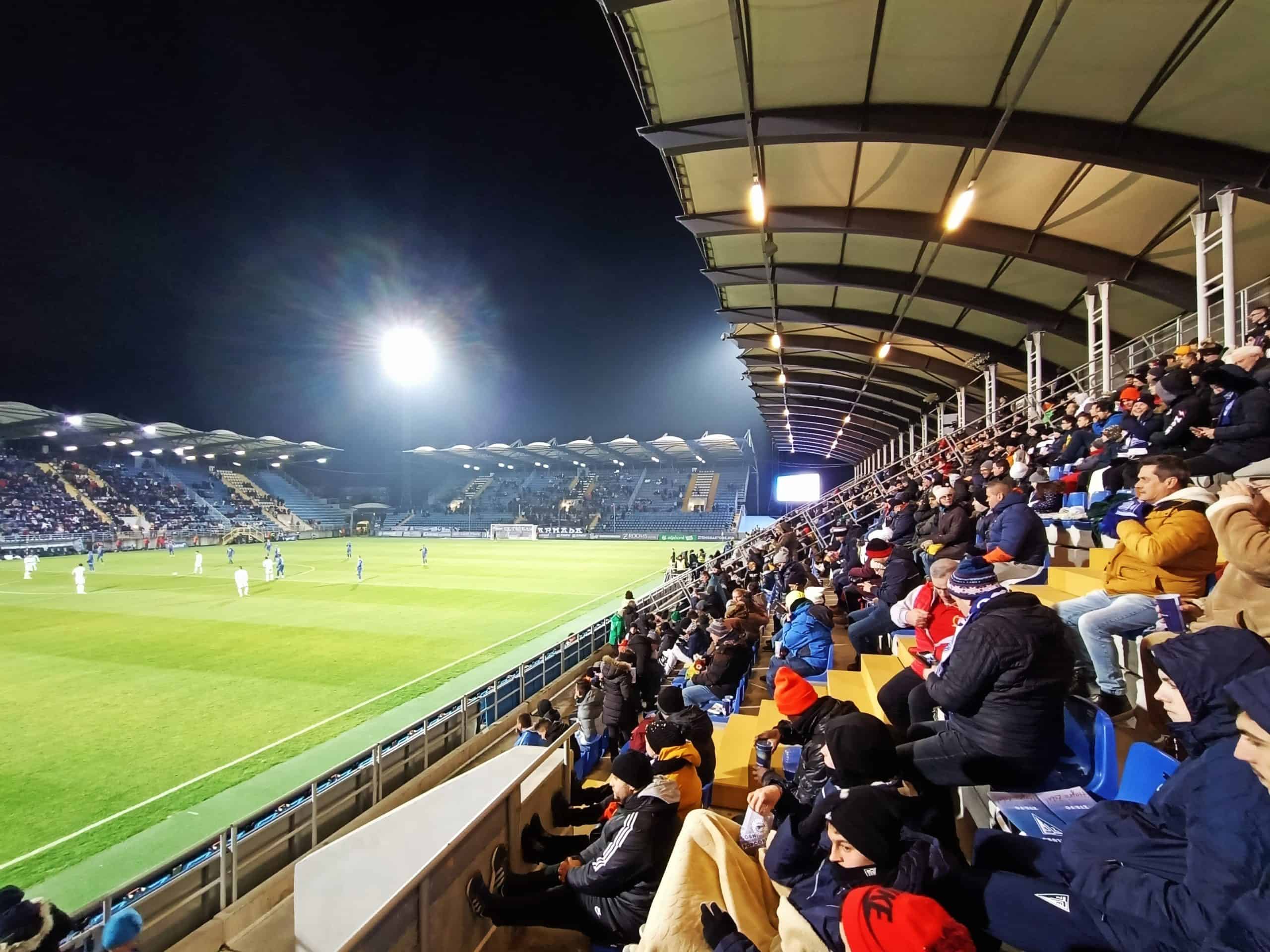 Eigenaar bouwt zelf stadion met staatsgeld: Zalaegerszeg
