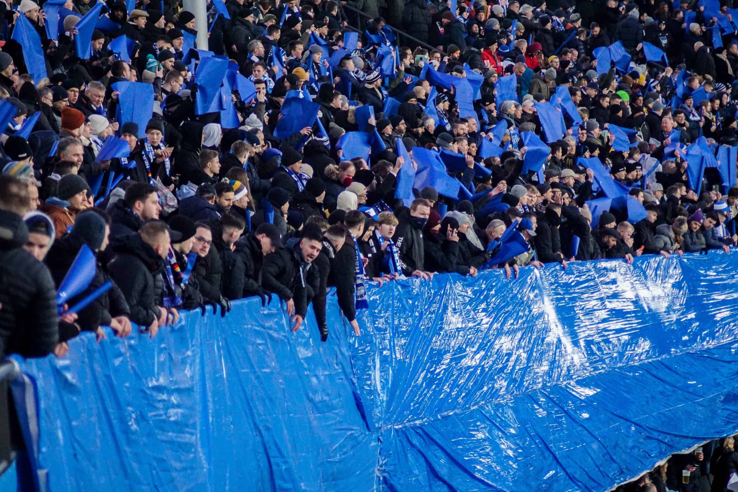 Derby van Berlijn: 300 opgepakte ultras Hertha en pyroshow Eisern Union