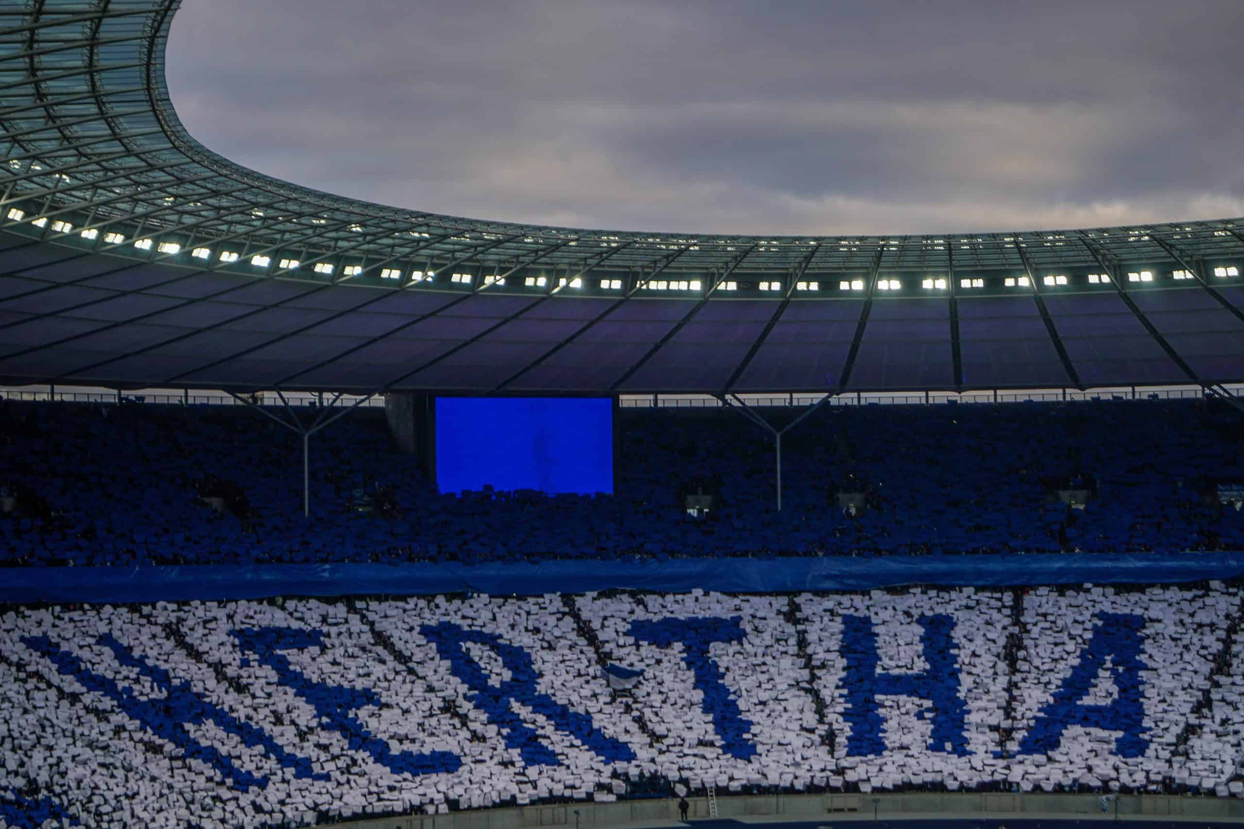 Derby van Berlijn: 300 opgepakte ultras Hertha en pyroshow Eisern Union