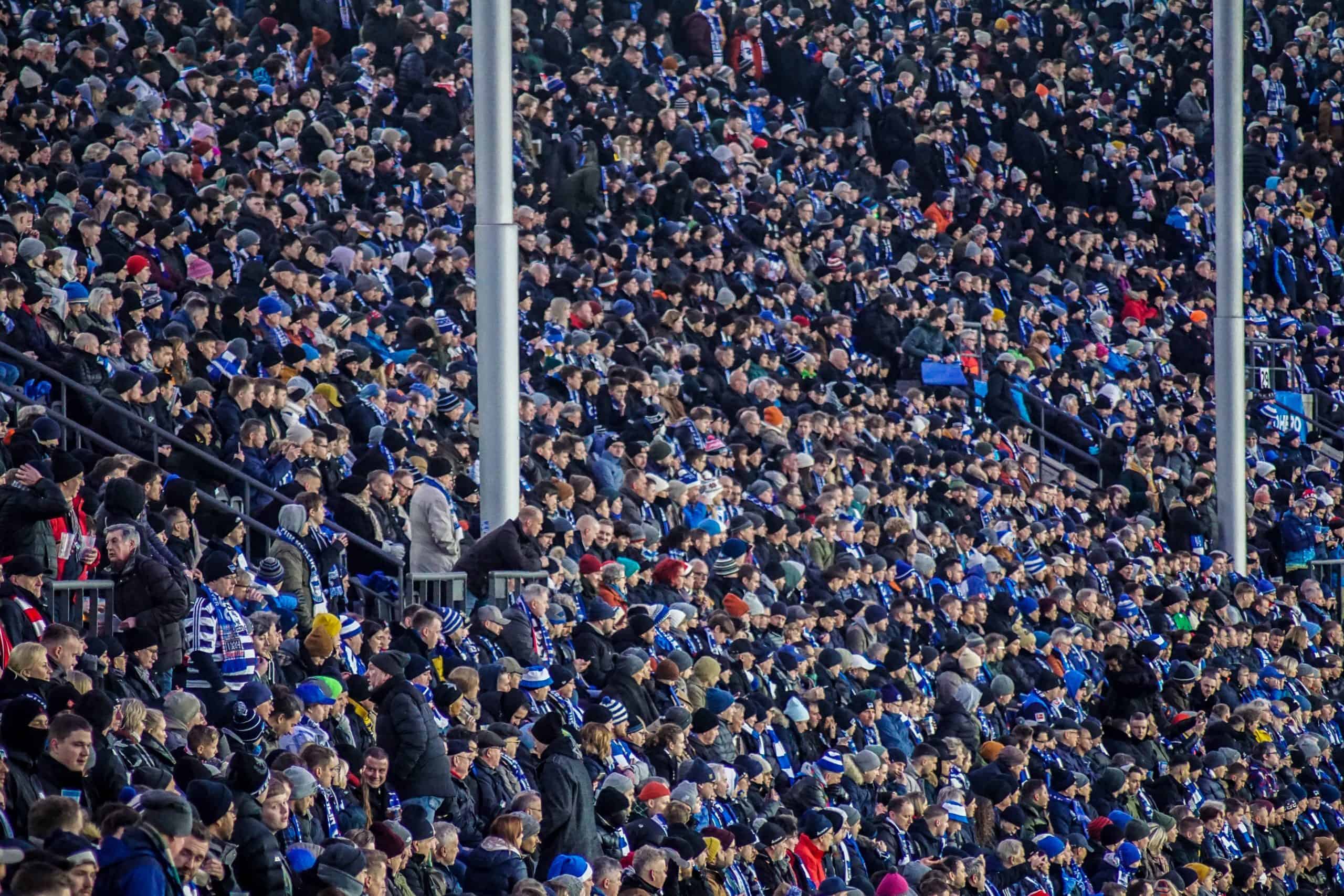 Derby van Berlijn: 300 opgepakte ultras Hertha en pyroshow Eisern Union