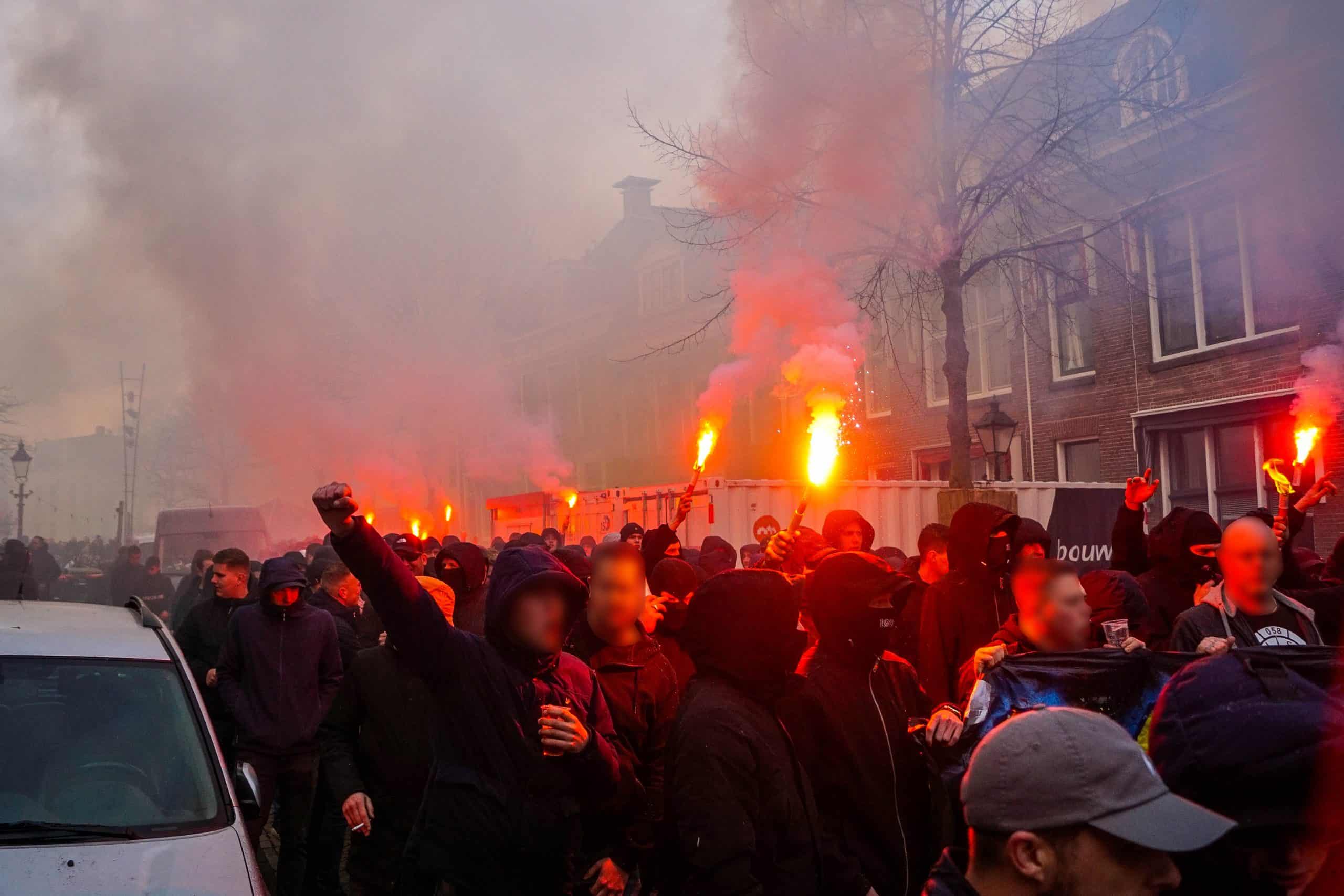 Onrustige middag in Leeuwarden bij memorabele Friese derby
