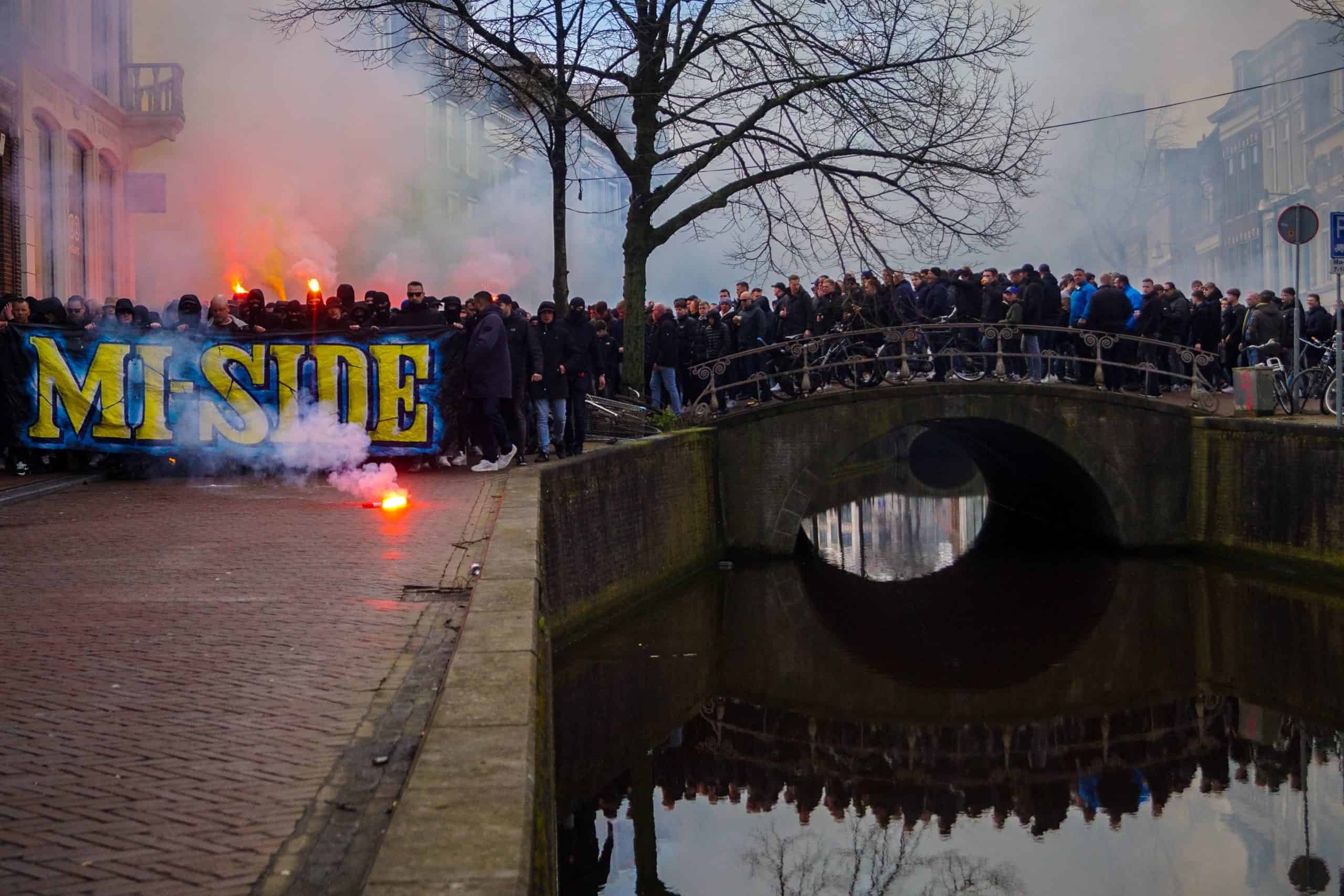 Onrustige middag in Leeuwarden bij memorabele Friese derby