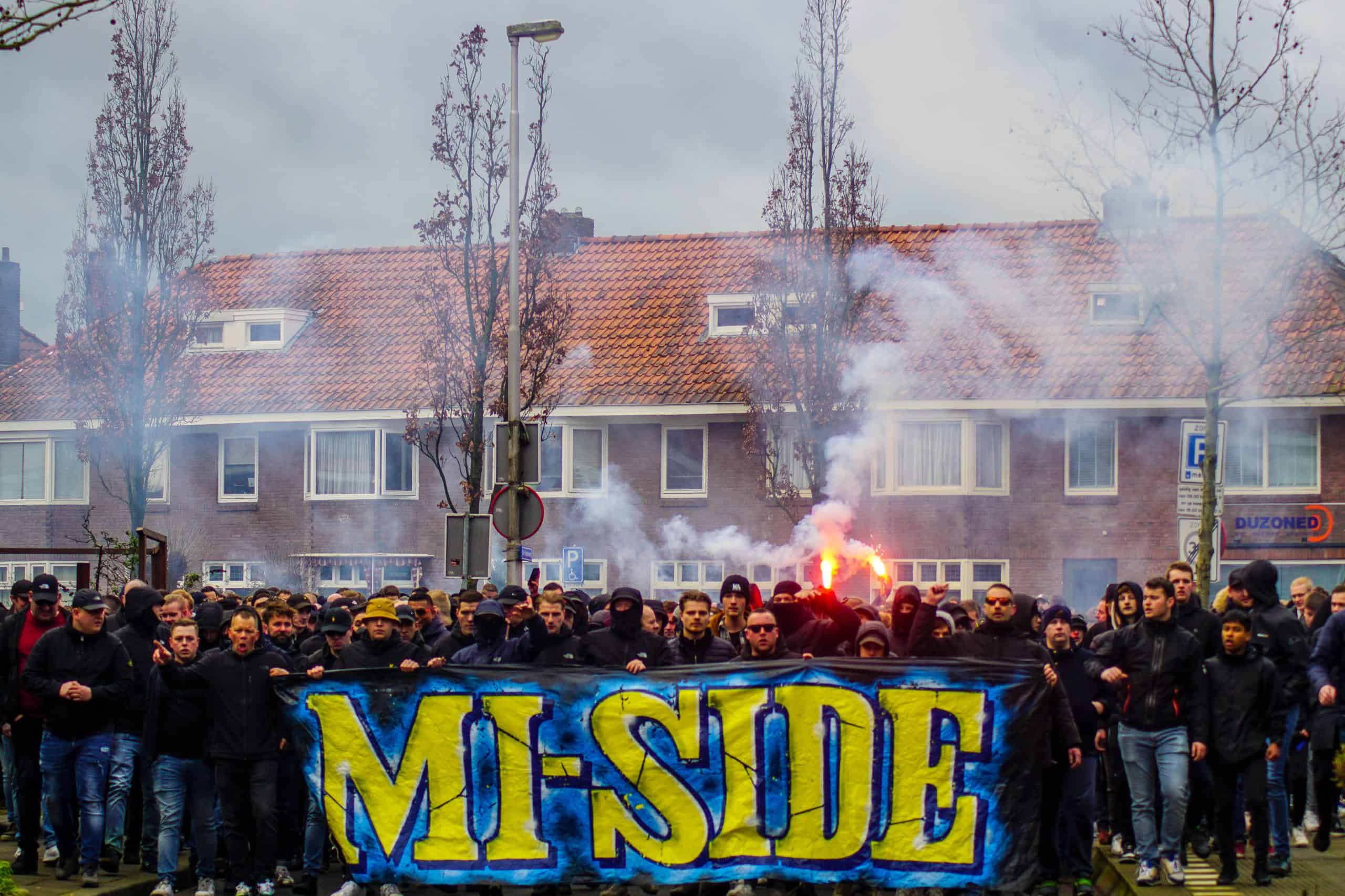 Onrustige middag in Leeuwarden bij memorabele Friese derby