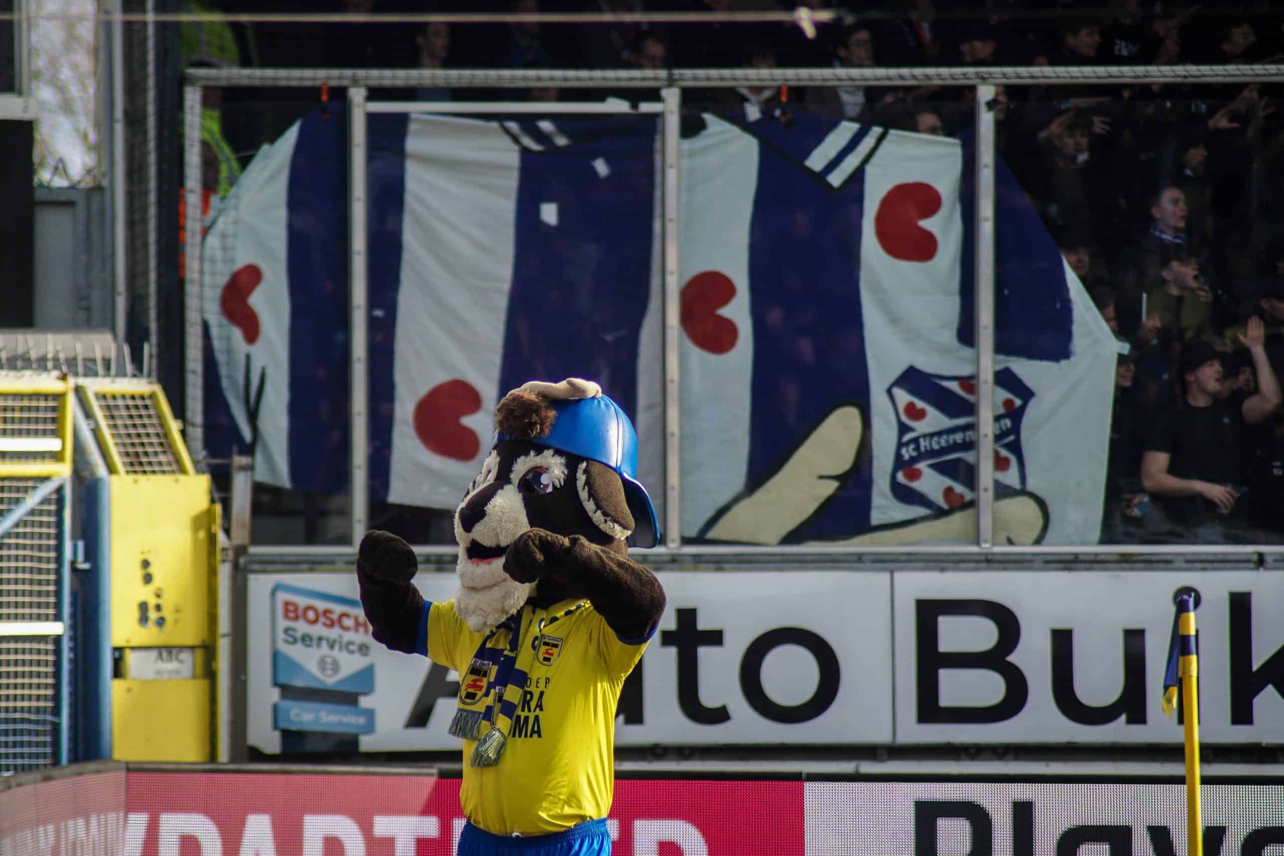 Onrustige middag in Leeuwarden bij memorabele Friese derby