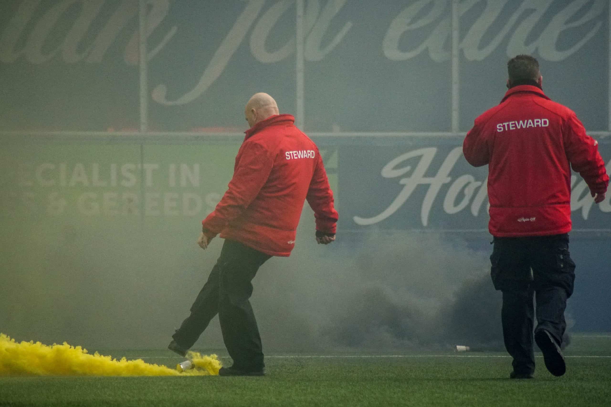 Onrustige middag in Leeuwarden bij memorabele Friese derby