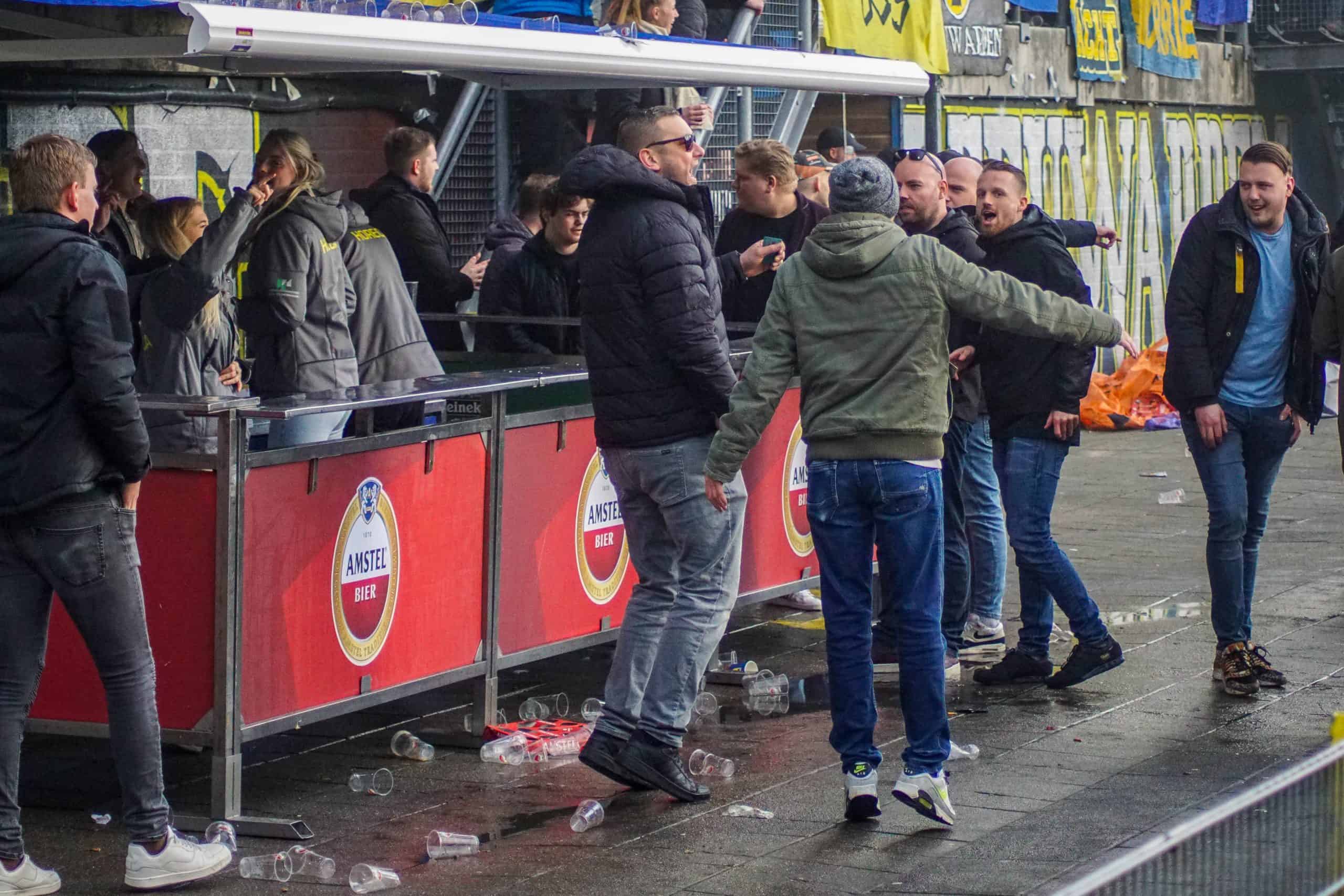 Onrustige middag in Leeuwarden bij memorabele Friese derby