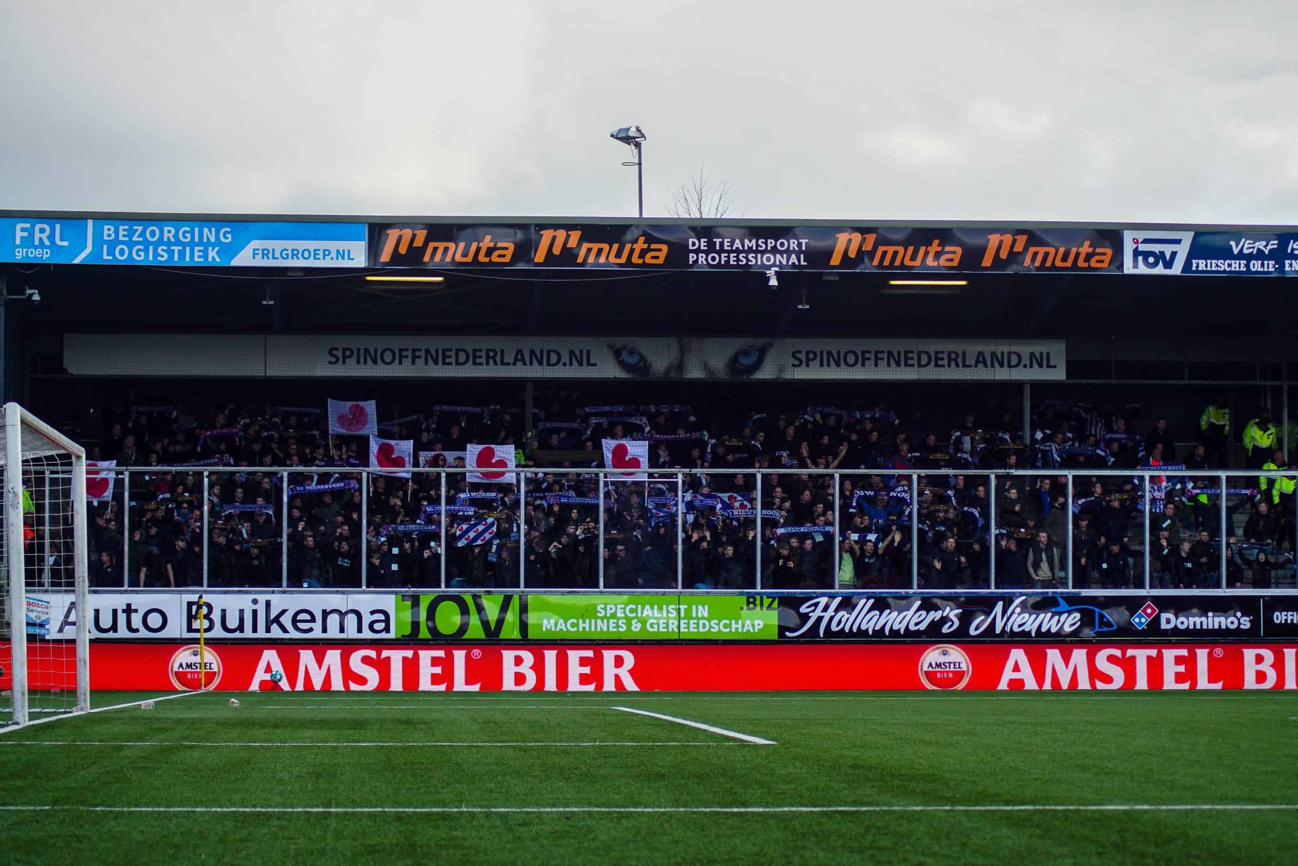 Onrustige middag in Leeuwarden bij memorabele Friese derby