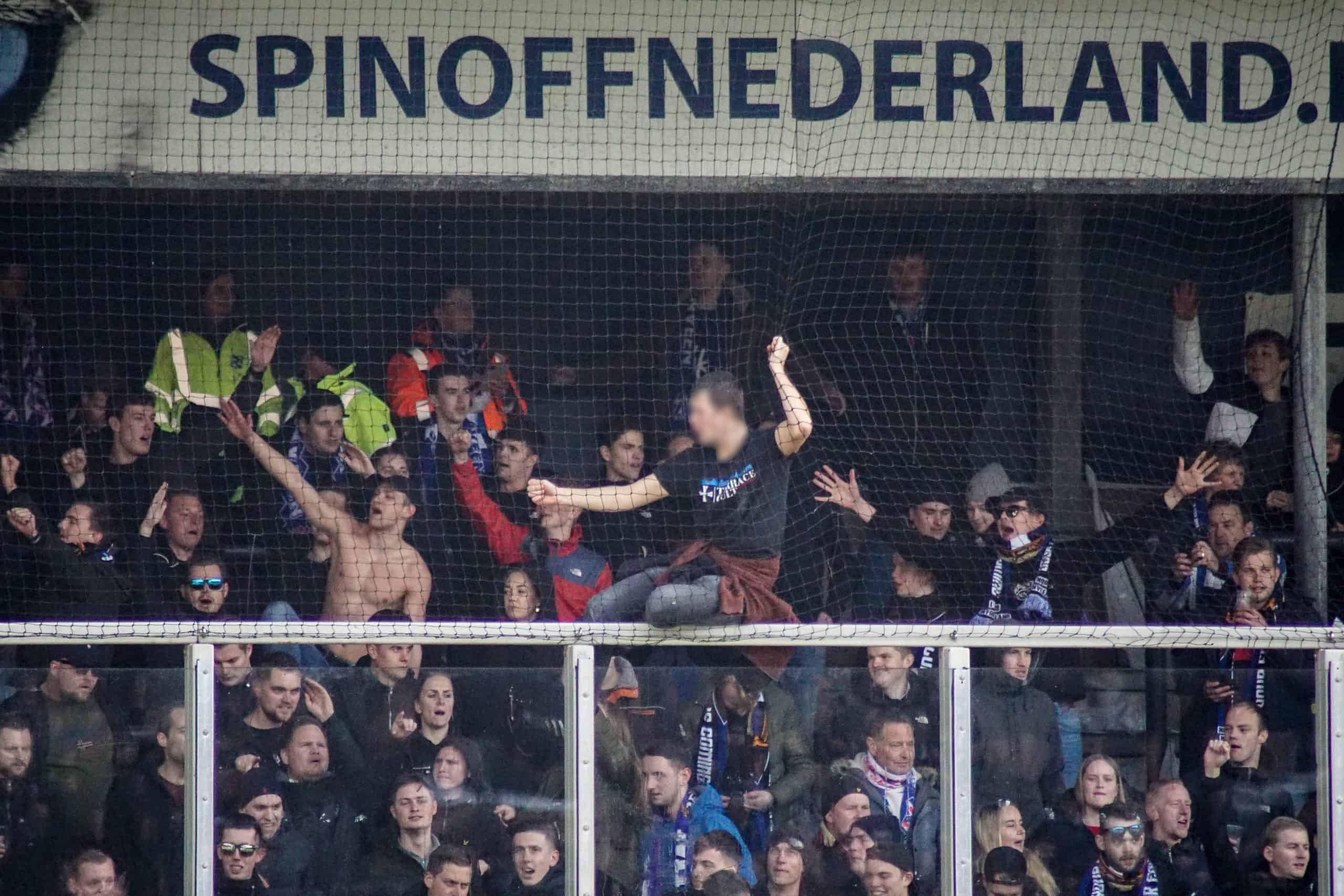 Onrustige middag in Leeuwarden bij memorabele Friese derby