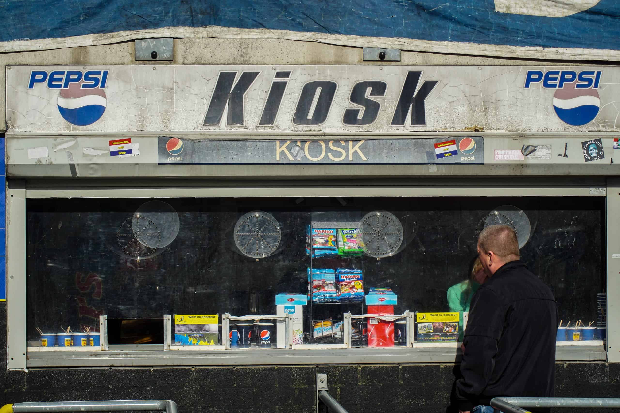Onrustige middag in Leeuwarden bij memorabele Friese derby