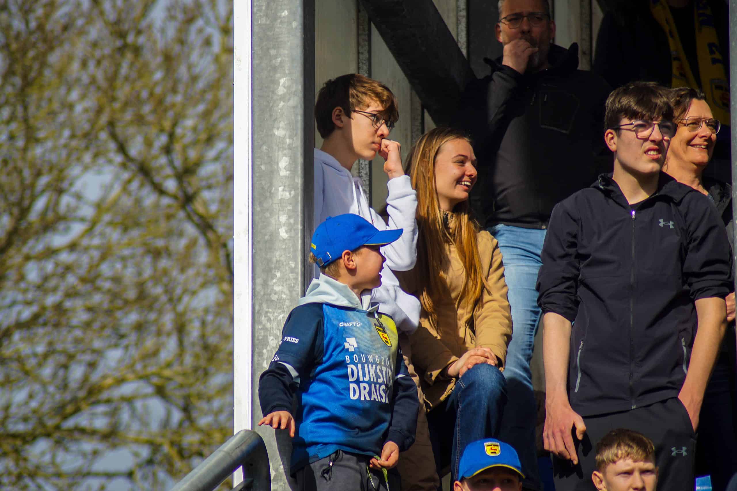 Onrustige middag in Leeuwarden bij memorabele Friese derby