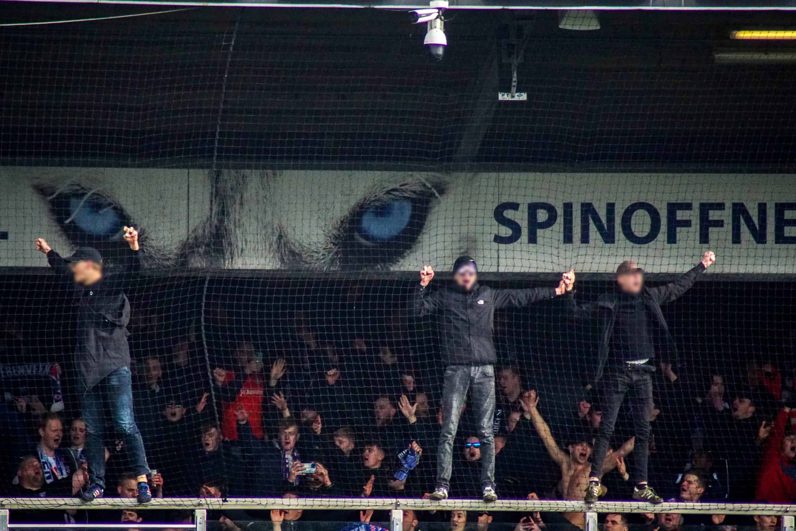 Onrustige middag in Leeuwarden bij memorabele Friese derby