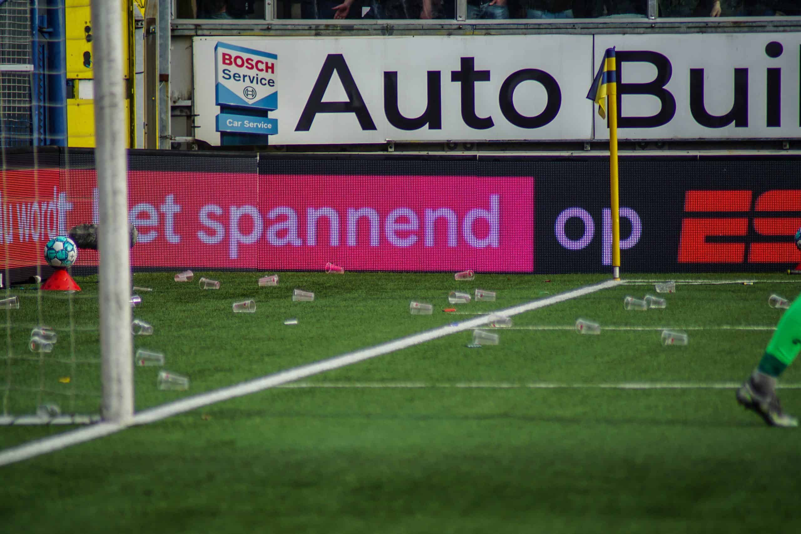 Onrustige middag in Leeuwarden bij memorabele Friese derby