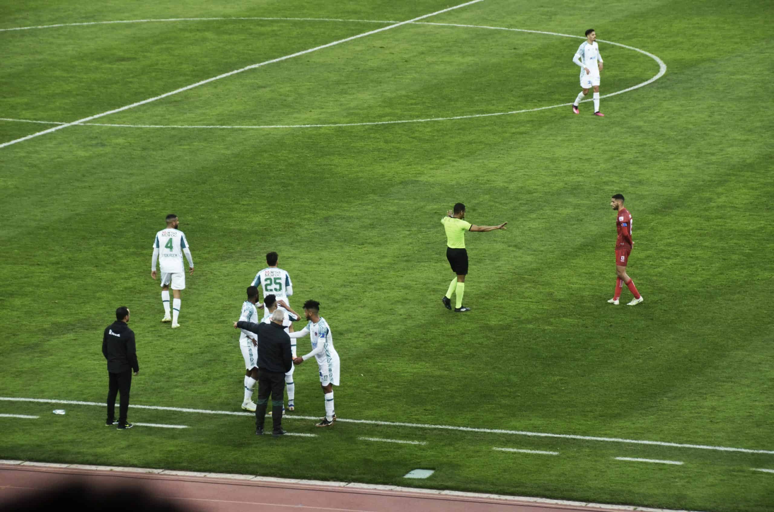 Raja Casablanca; op bezoek bij de rauwe arbeidersclub van Marokko