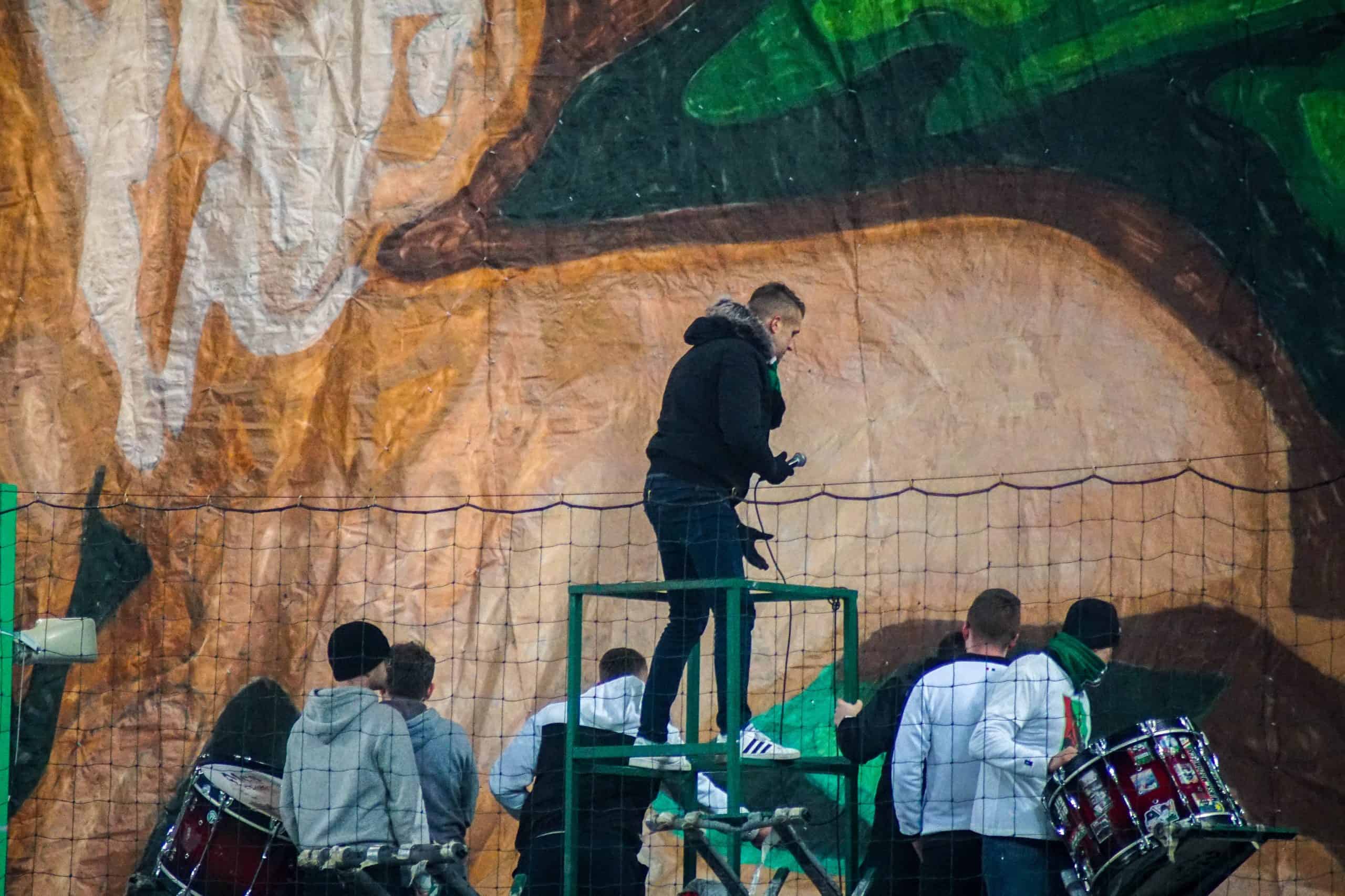 Poolse klassieker tussen Legia Warschau en Widzew Lodz keert terug met een knal