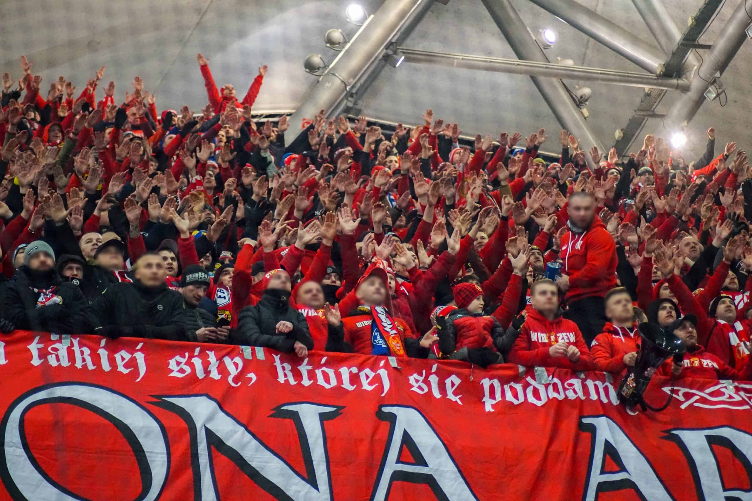 Poolse klassieker tussen Legia Warschau en Widzew Lodz keert terug met een knal