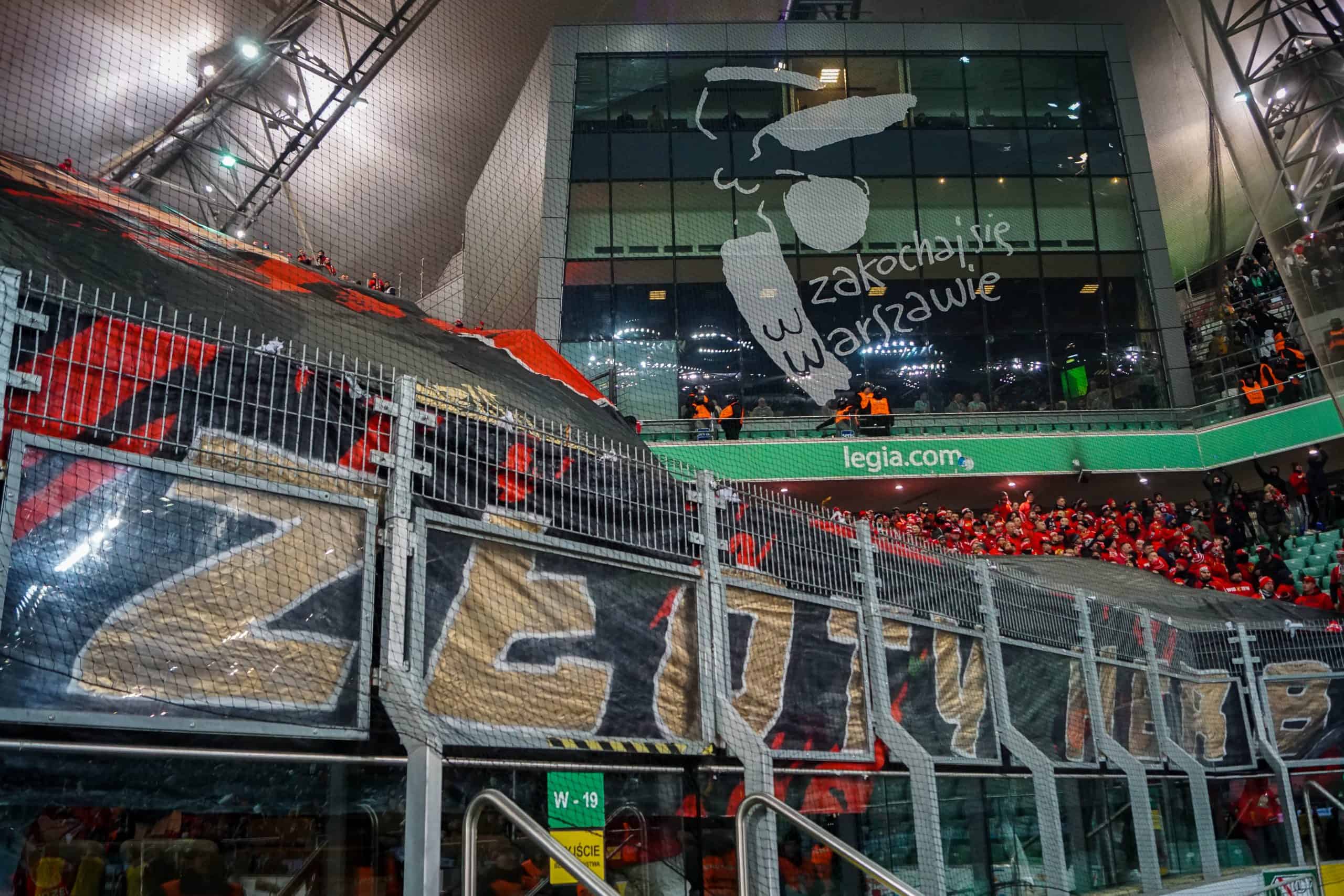 Poolse klassieker tussen Legia Warschau en Widzew Lodz keert terug met een knal