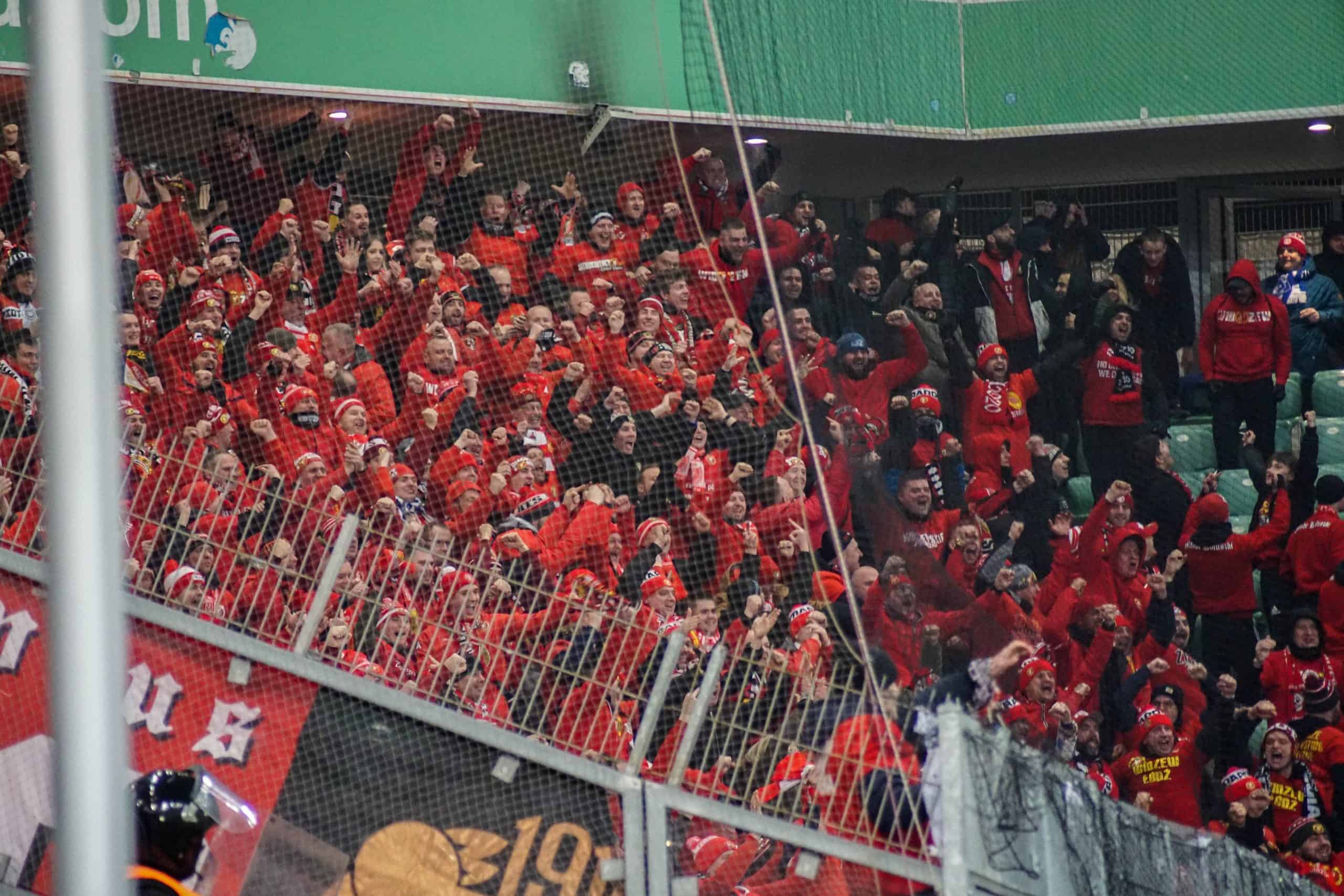 Poolse klassieker tussen Legia Warschau en Widzew Lodz keert terug met een knal