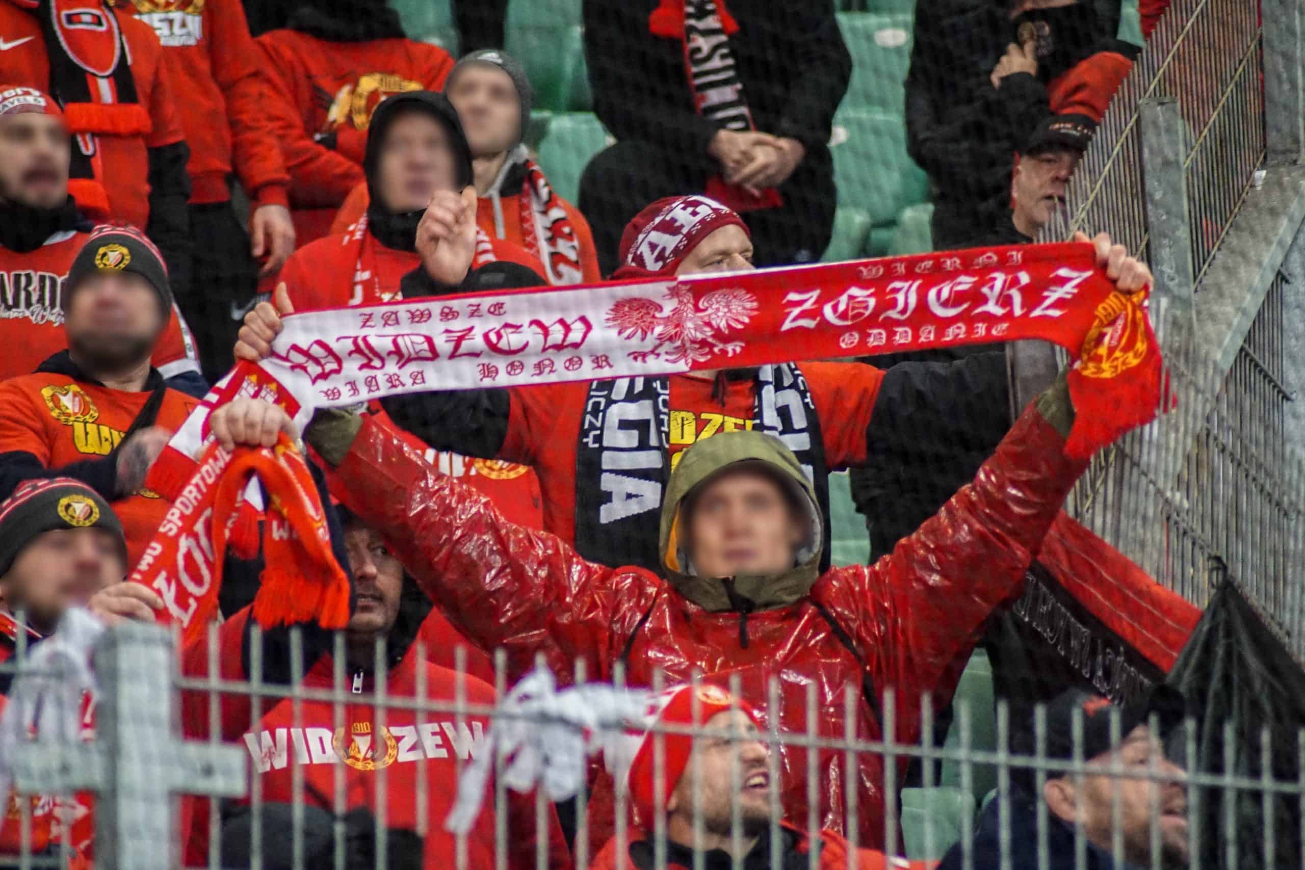 Poolse klassieker tussen Legia Warschau en Widzew Lodz keert terug met een knal