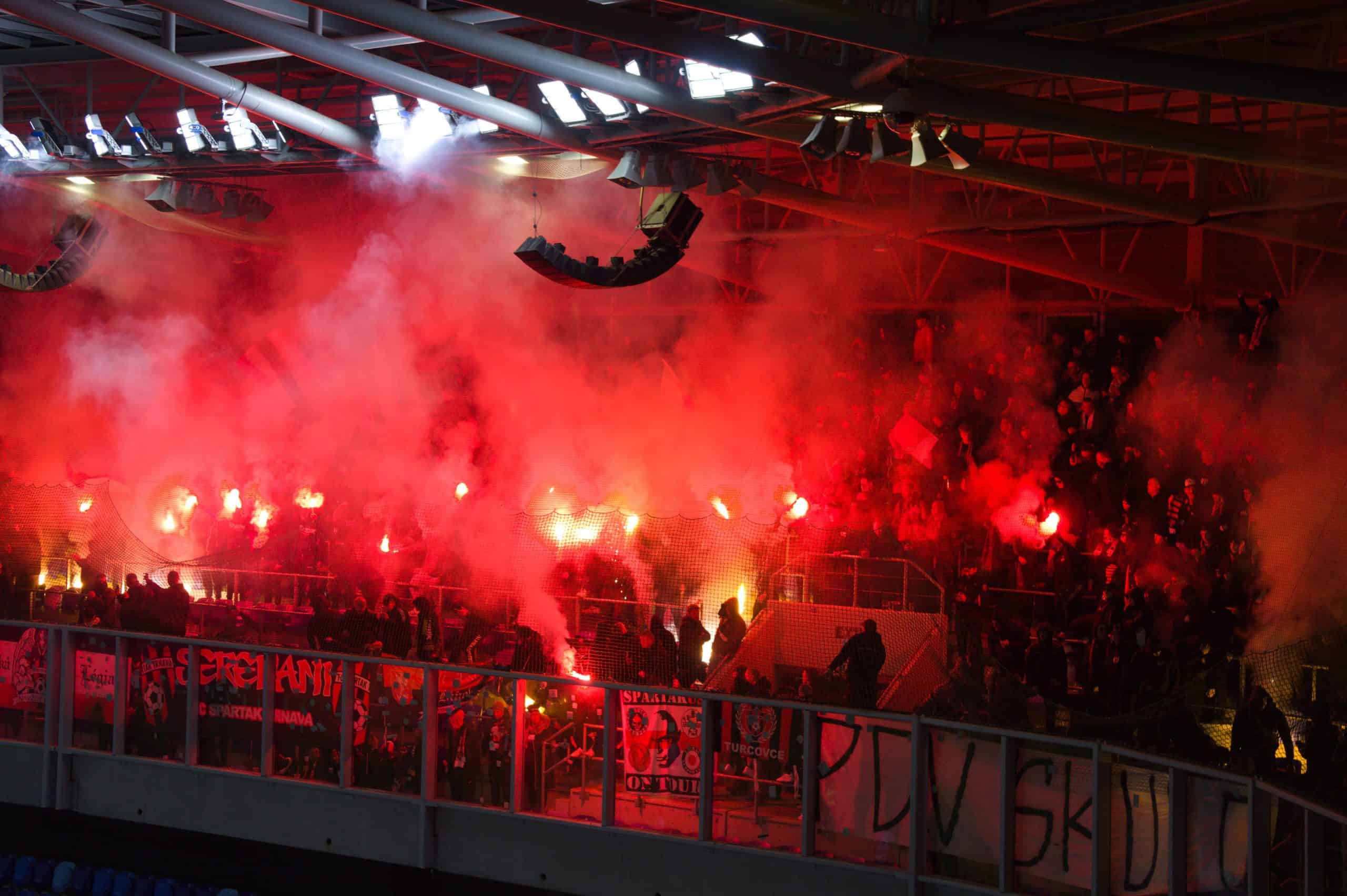 Extreem geweld tussen Spartak Trnava en de politie